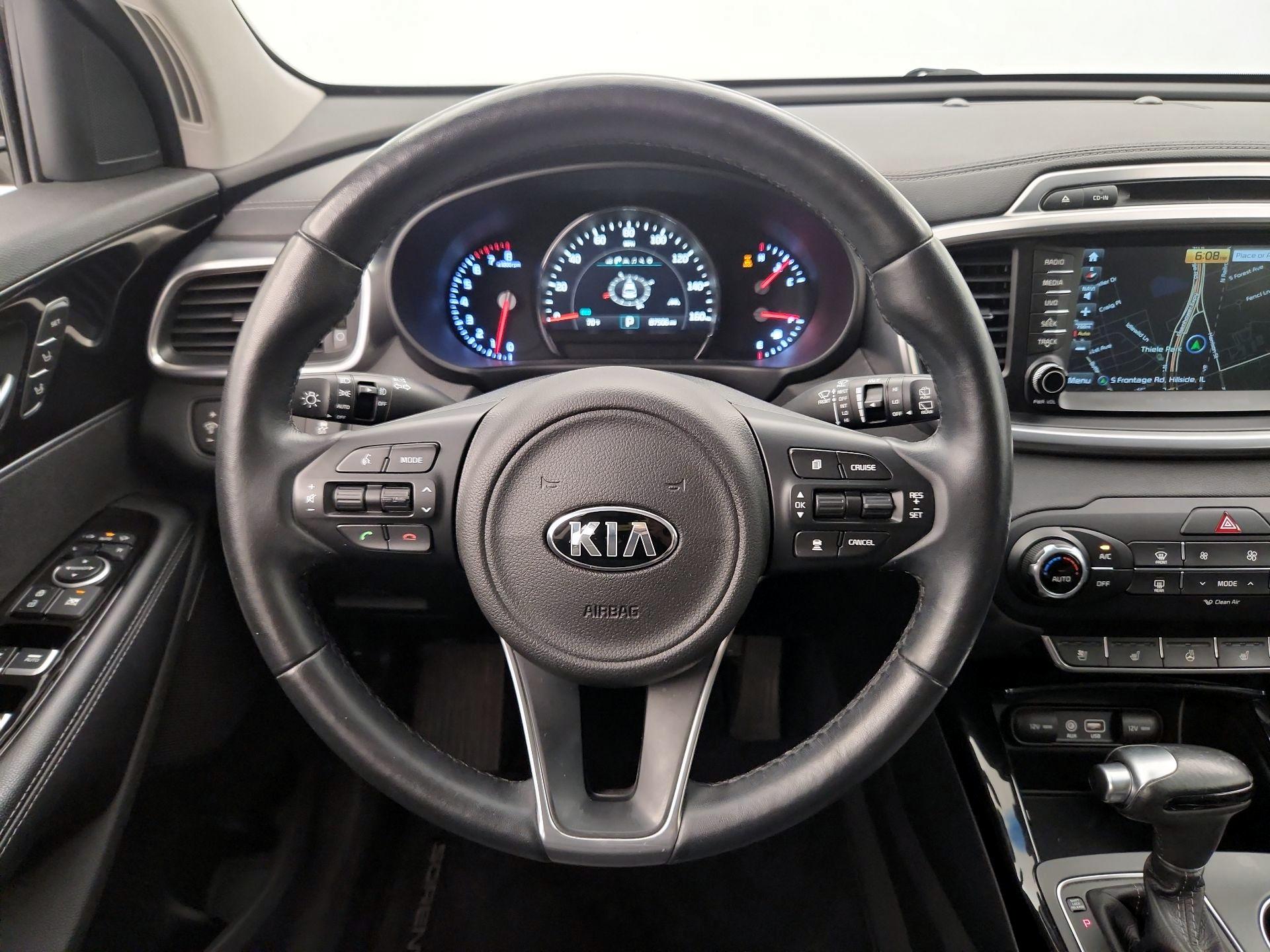 Thumbnail: 2017 Kia Sorento - 10