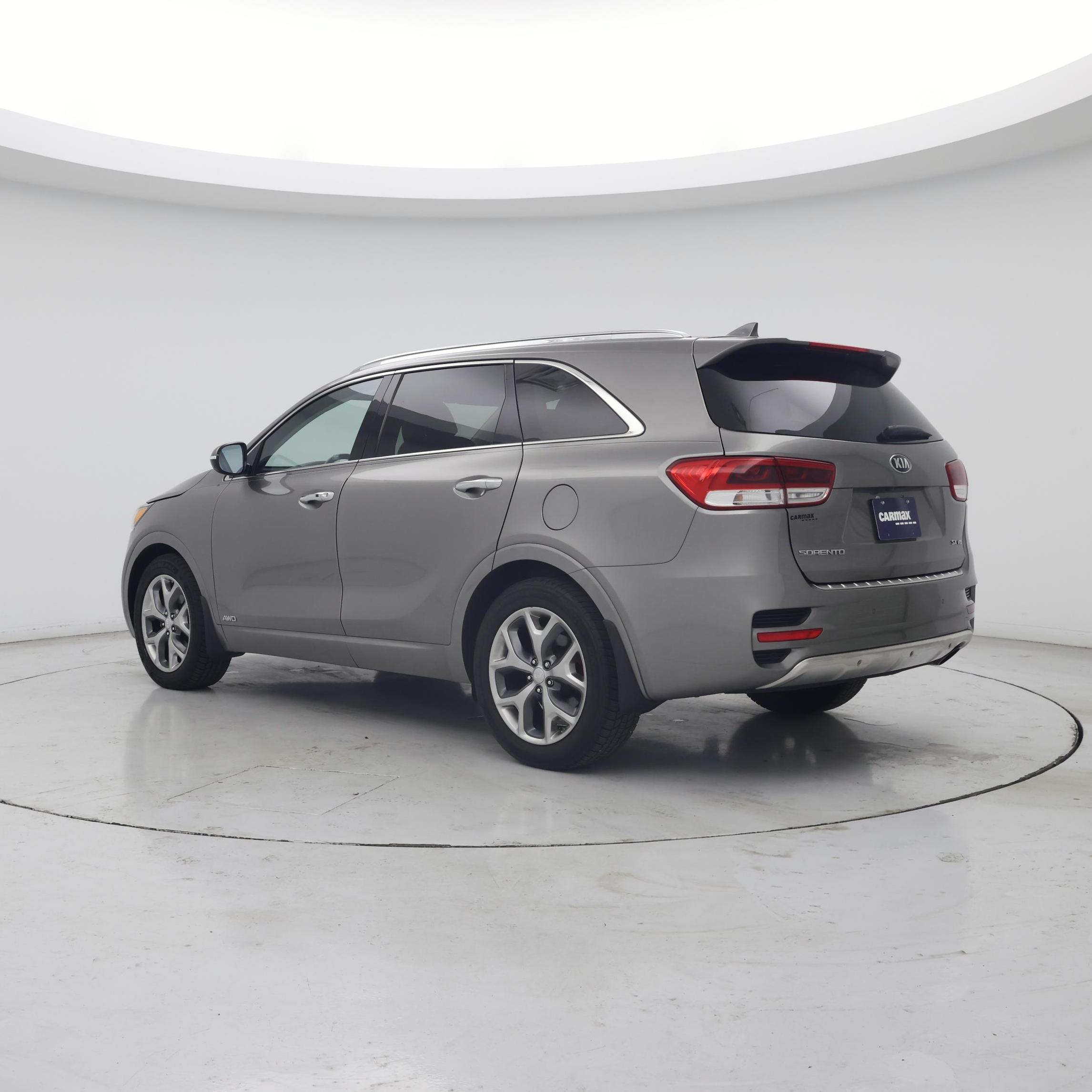 Thumbnail: 2017 Kia Sorento - 2