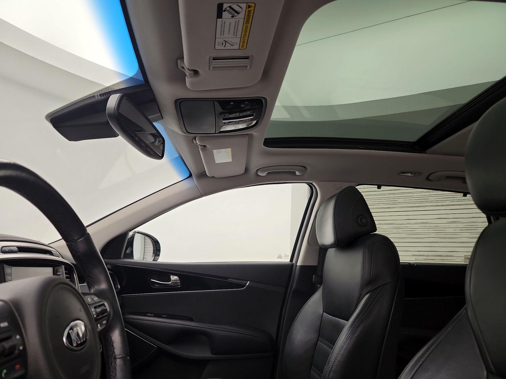Thumbnail: 2017 Kia Sorento - 20