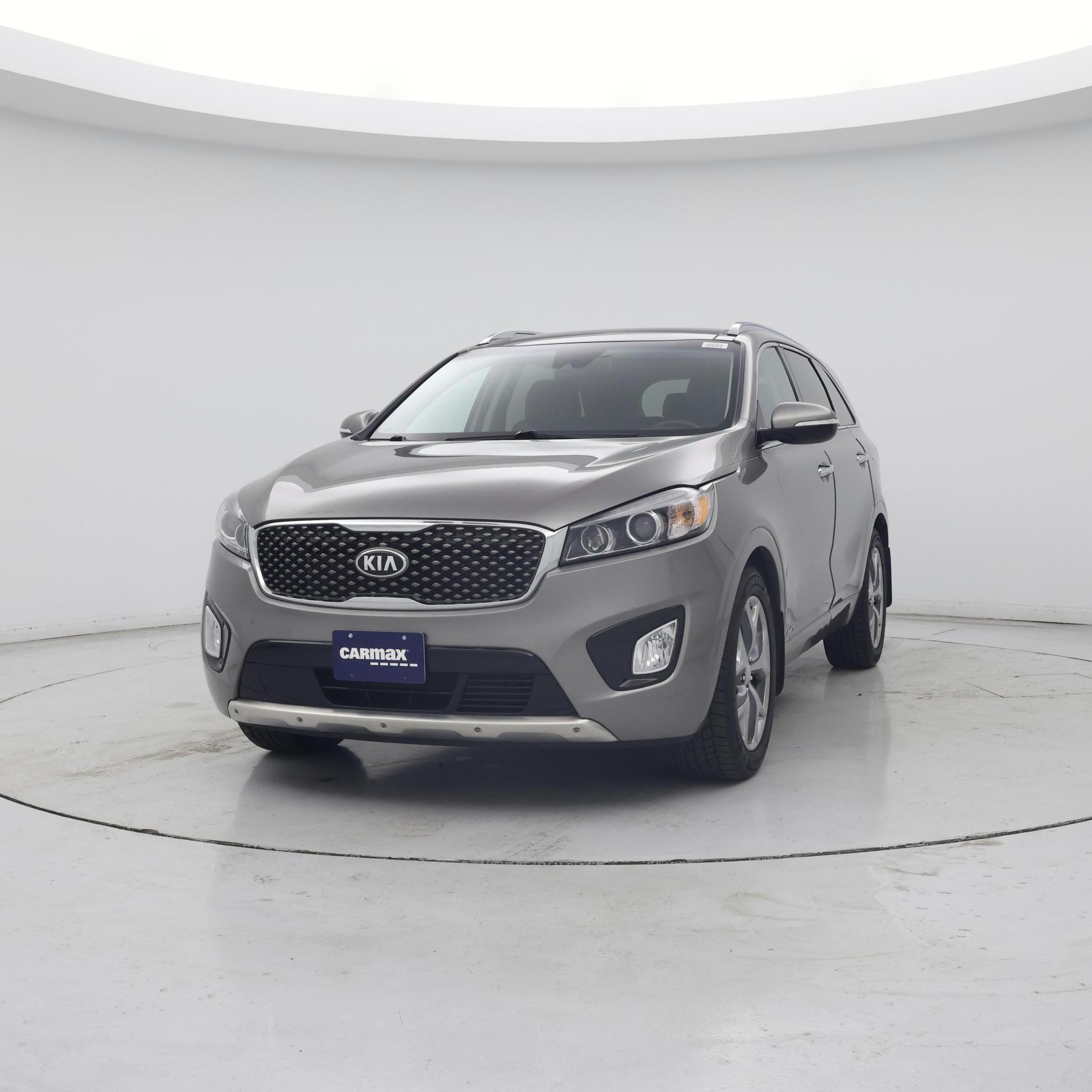 Thumbnail: 2017 Kia Sorento - 4