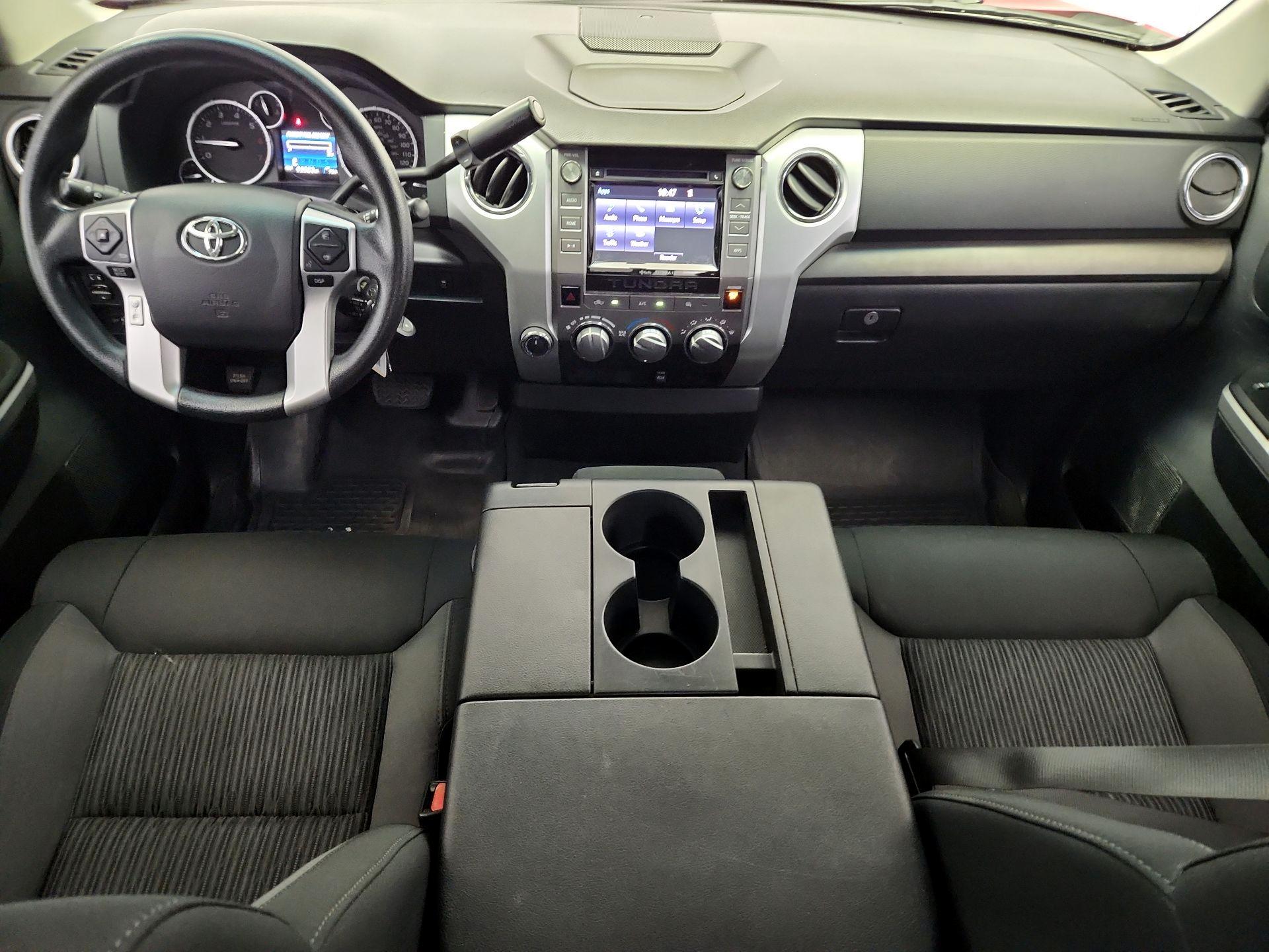 Thumbnail: 2015 Toyota Tundra - 9