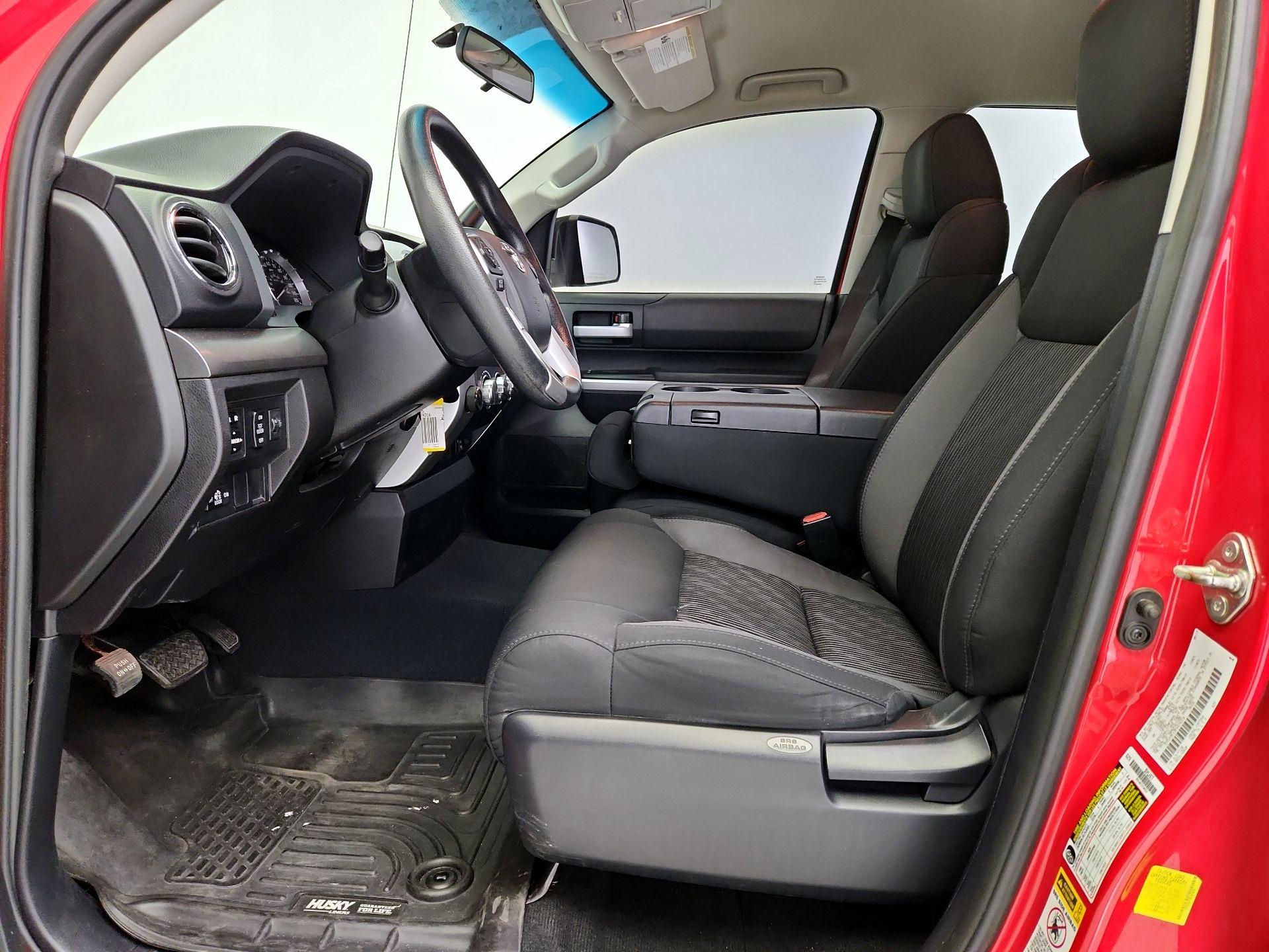 Thumbnail: 2015 Toyota Tundra - 11