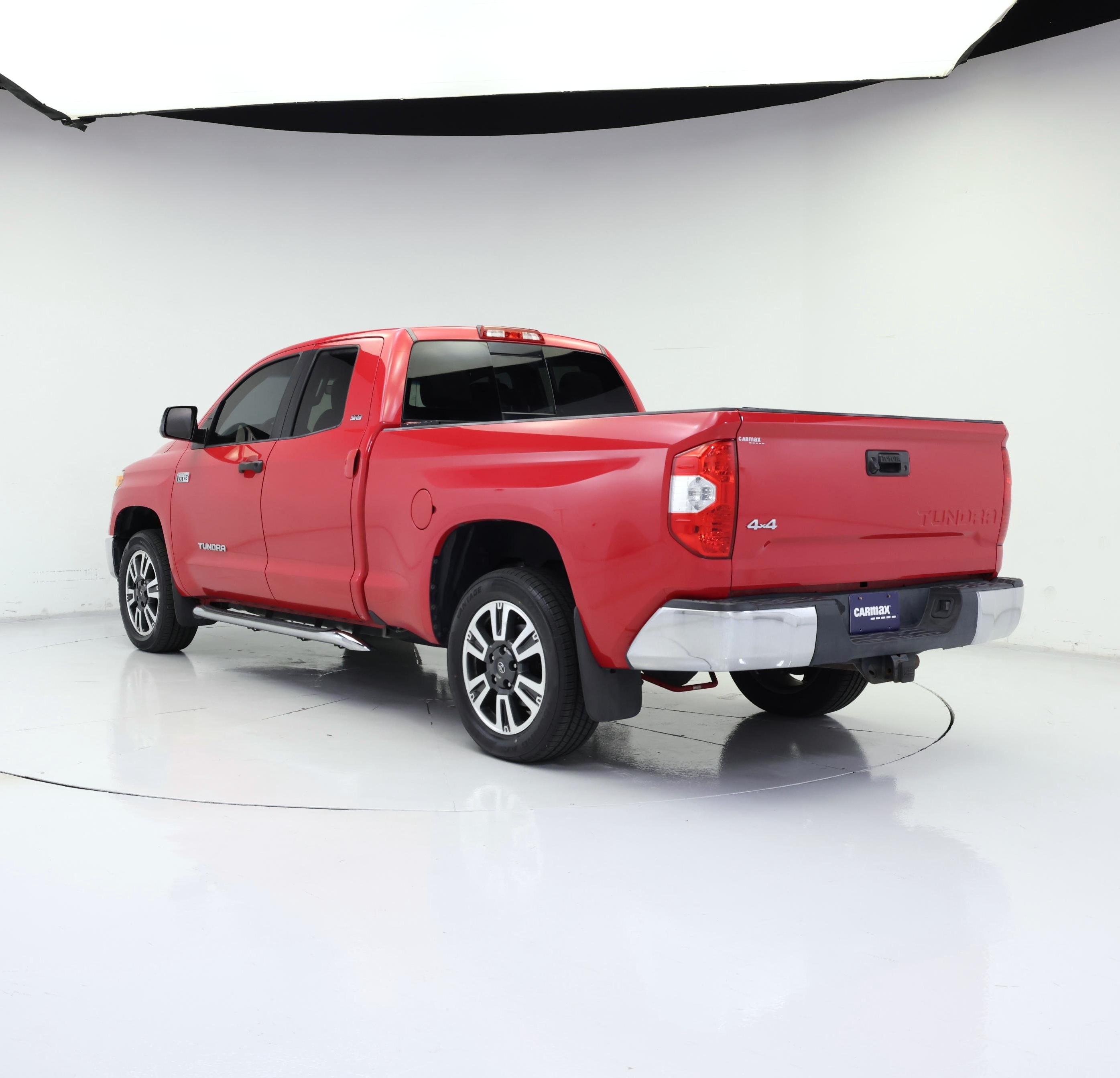 Thumbnail: 2015 Toyota Tundra - 2