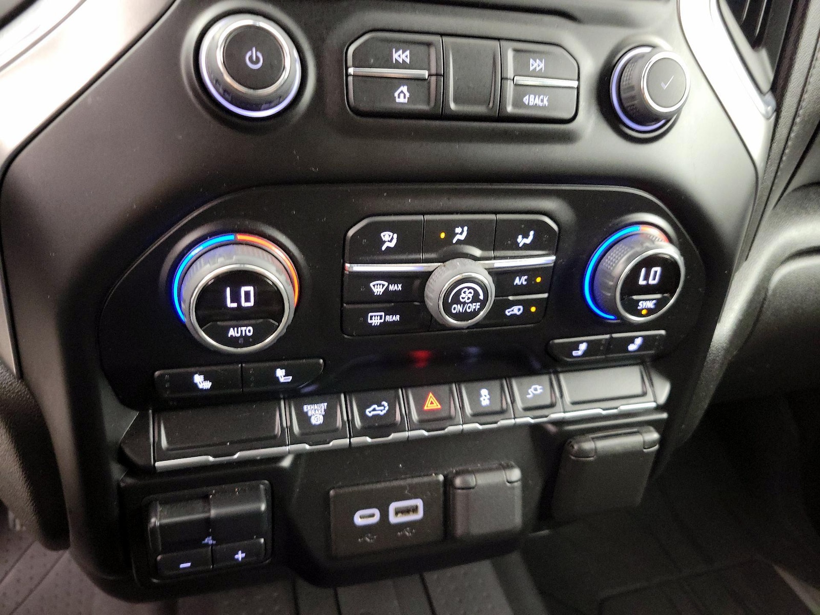 2022 Chevrolet Silverado 2500HD LT - Photo 9