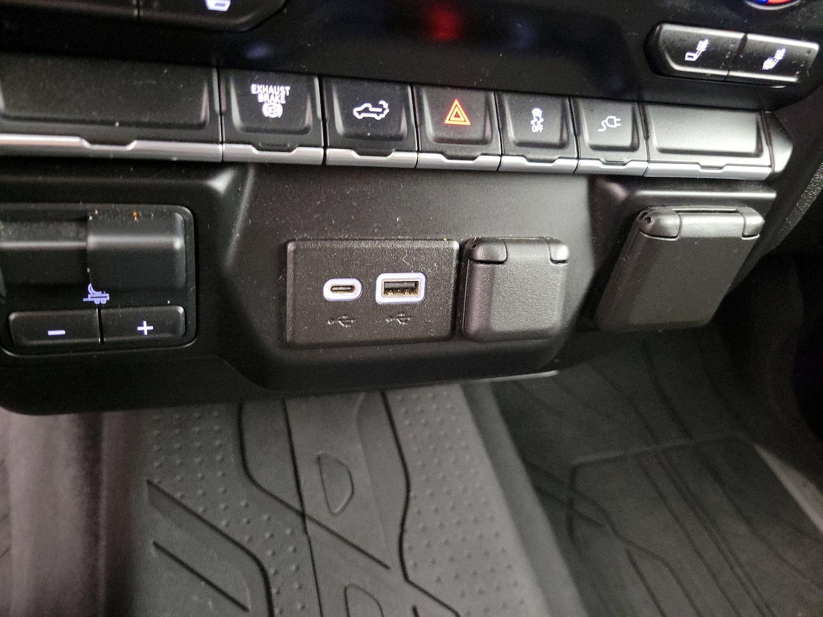2022 Chevrolet Silverado 2500HD LT - Photo 11