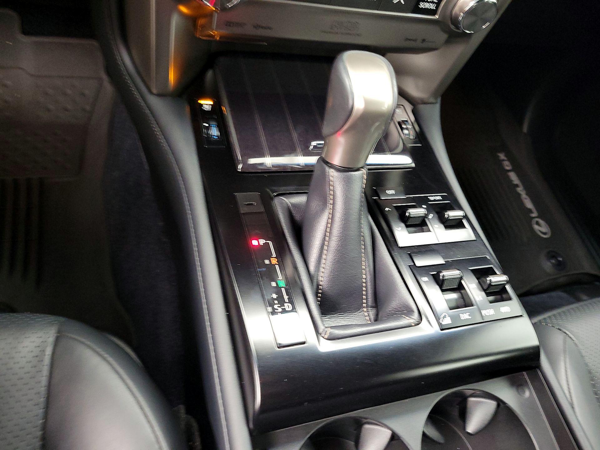 Thumbnail: 2021 Lexus GX - 18