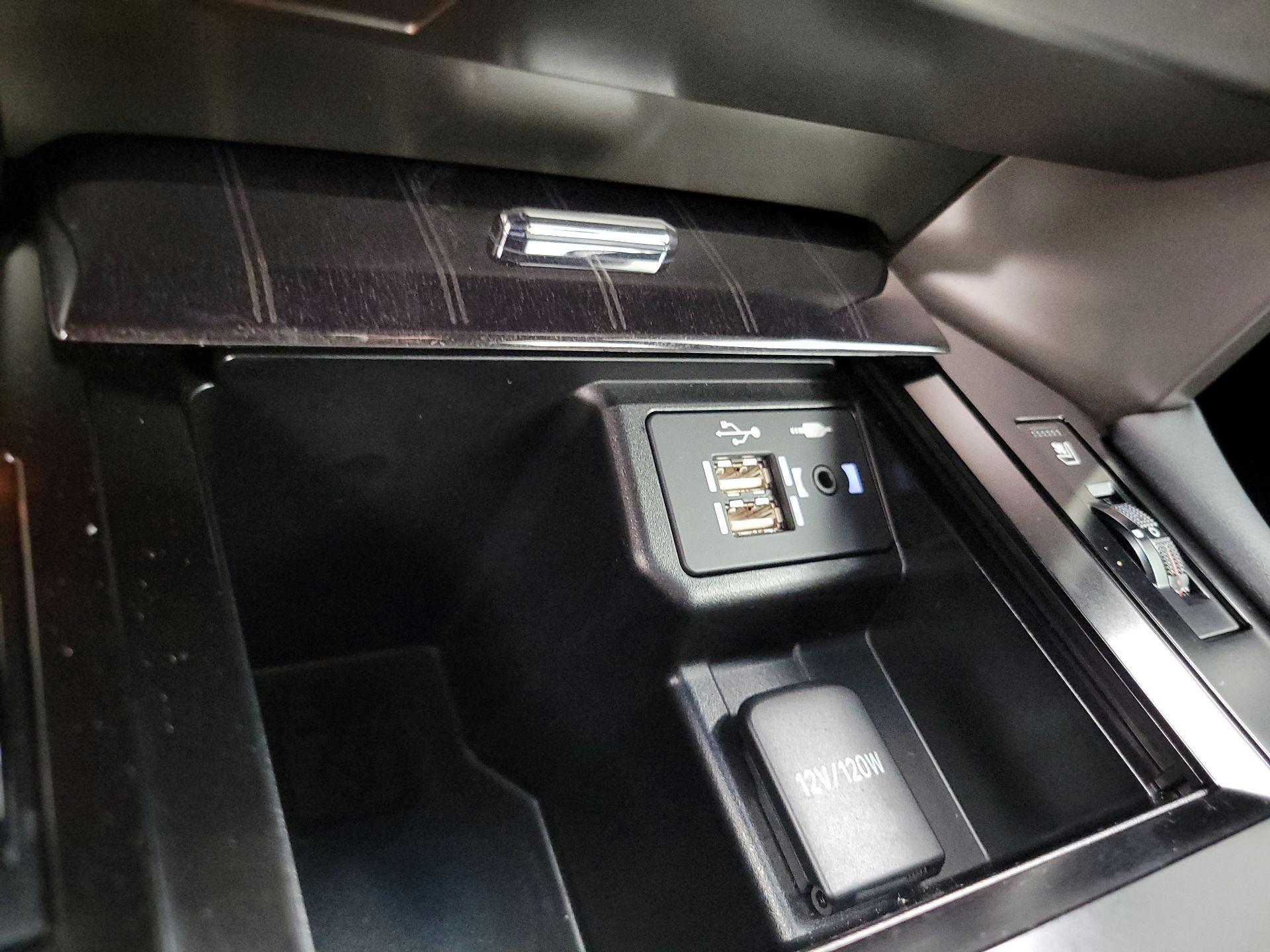 Thumbnail: 2021 Lexus GX - 19