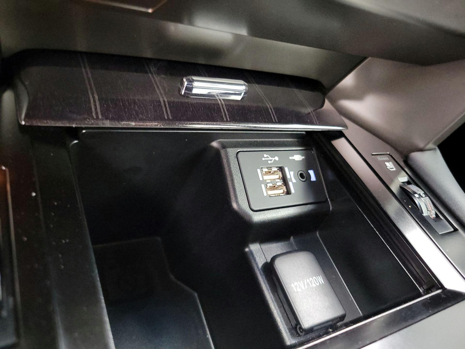 2021 Lexus GX LUXURY - Photo 20