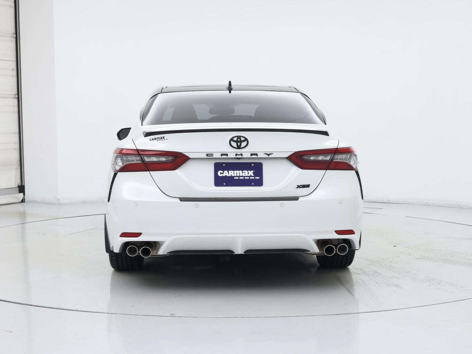 2023 Toyota Camry XSE - Photo 7