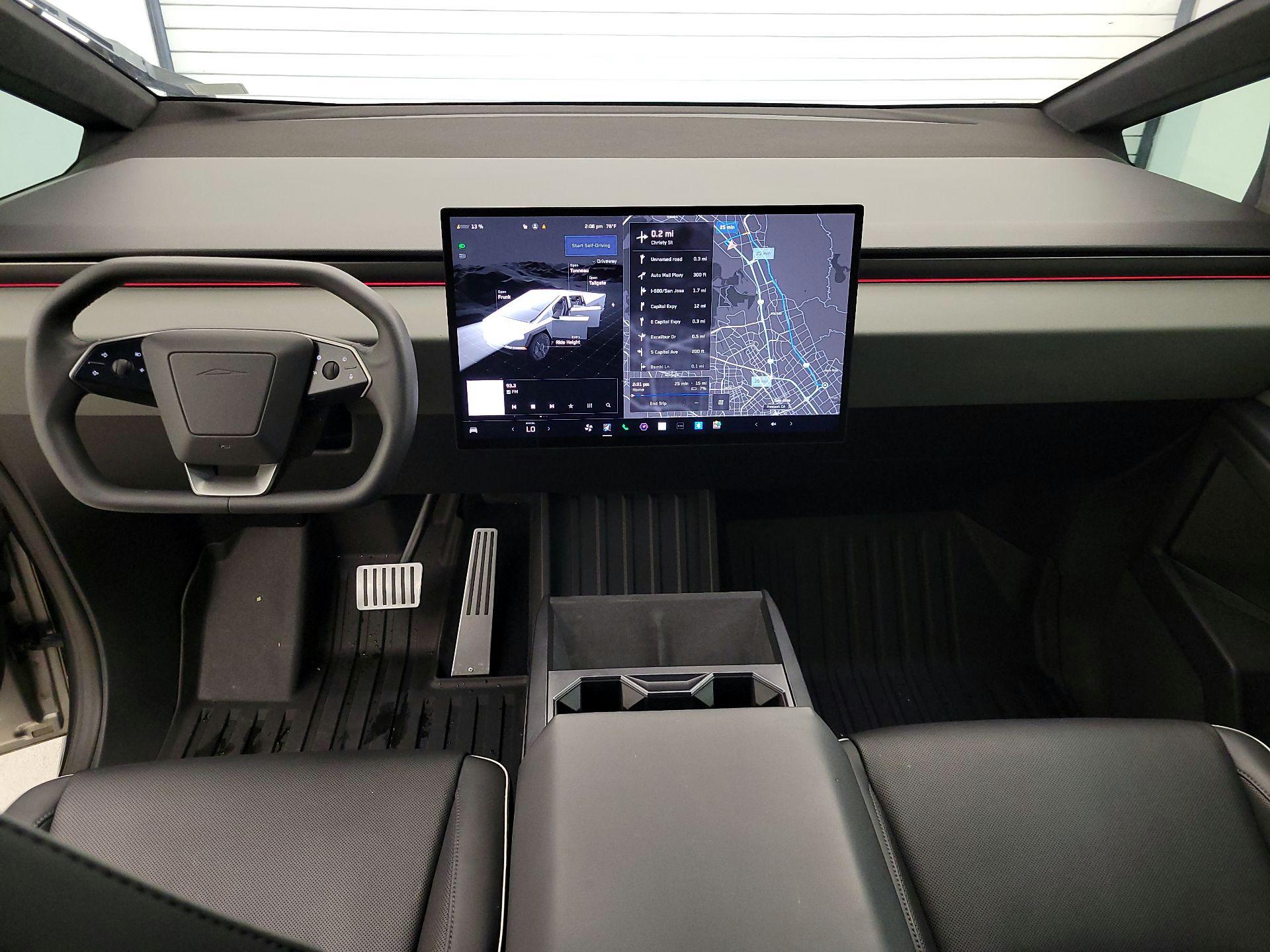 Thumbnail: 2024 Tesla Cybertruck - 9