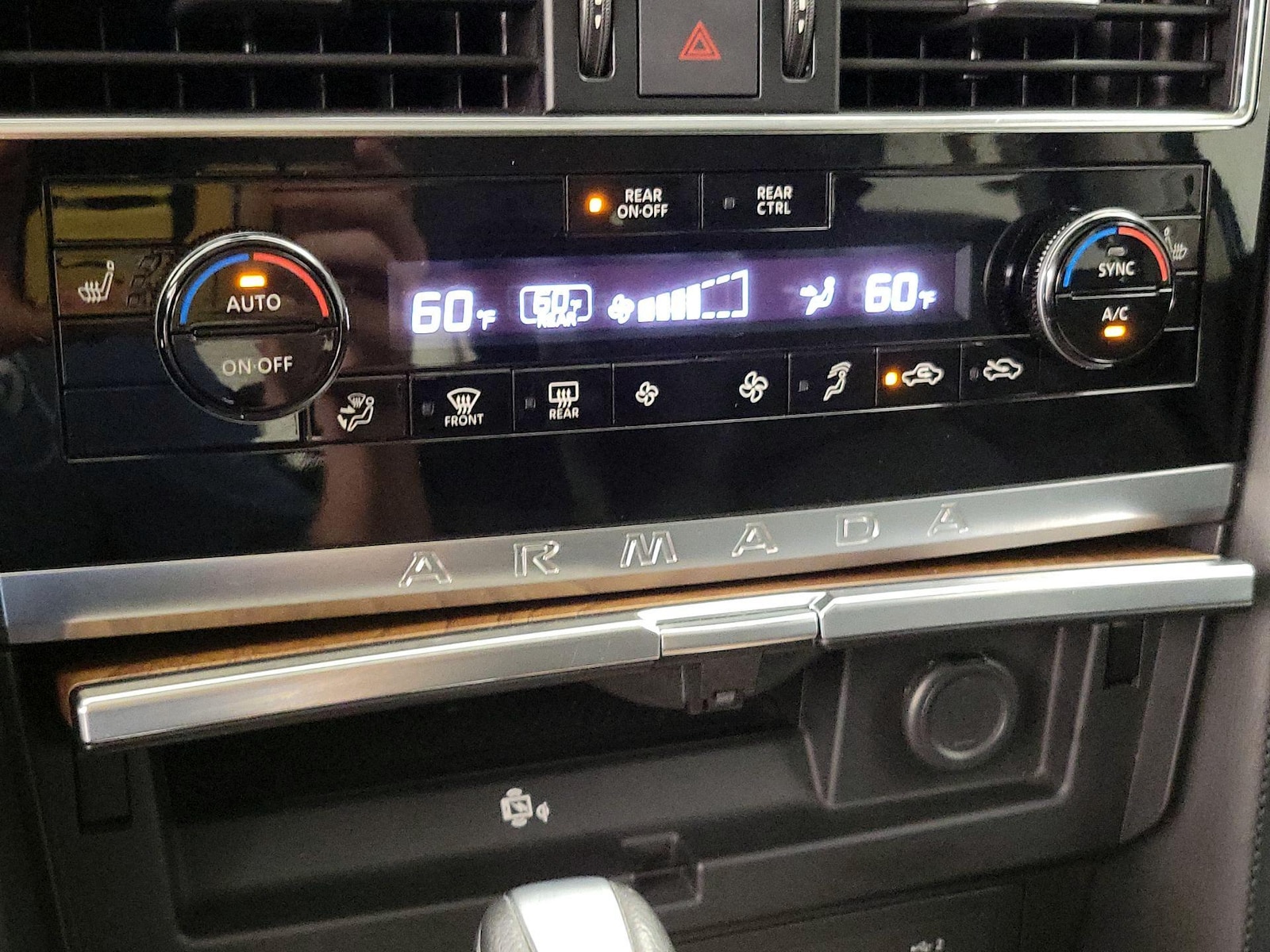 2021 Nissan Armada SL - Photo 17