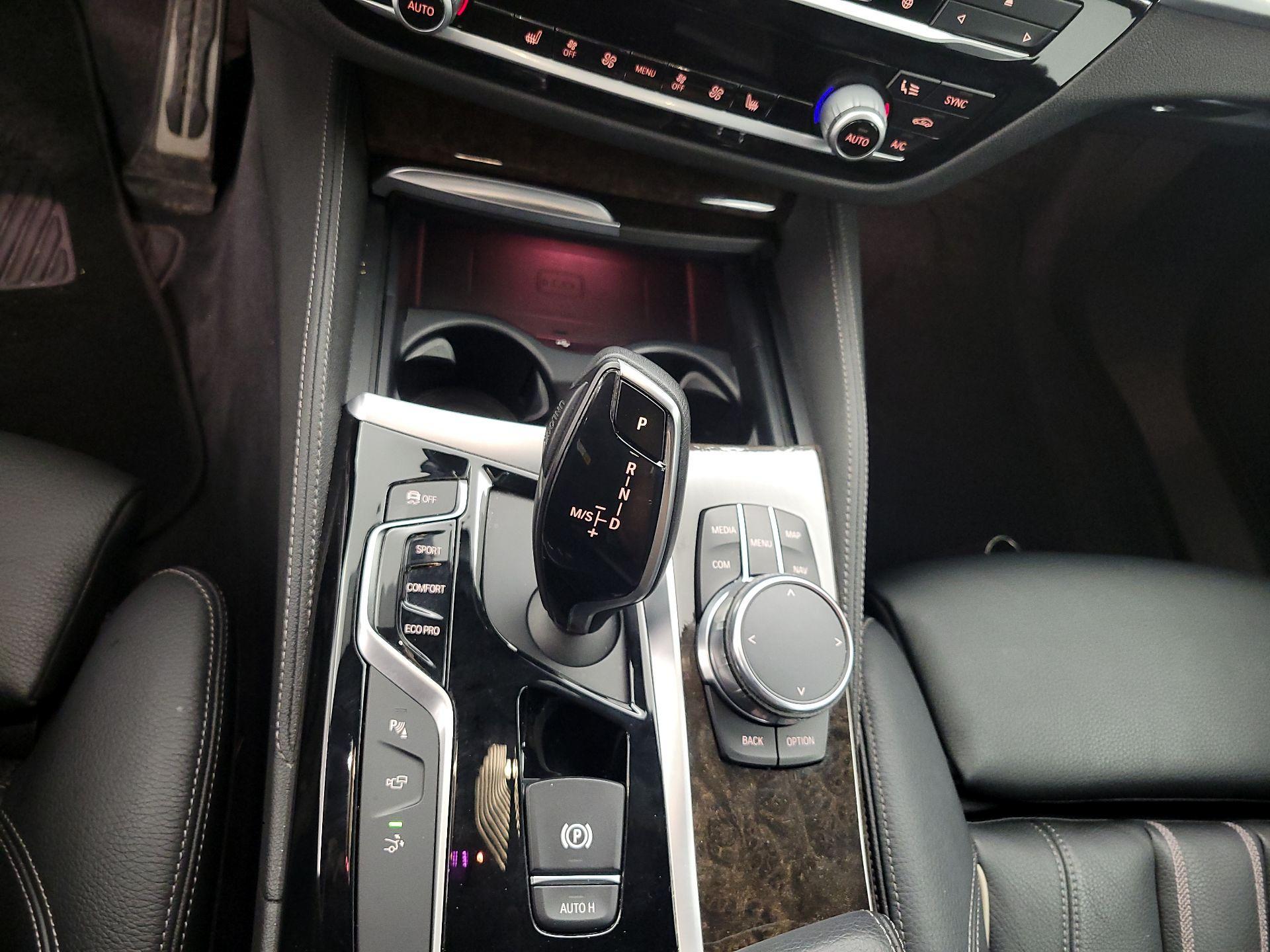 Thumbnail: 2018 BMW 6 Series - 17