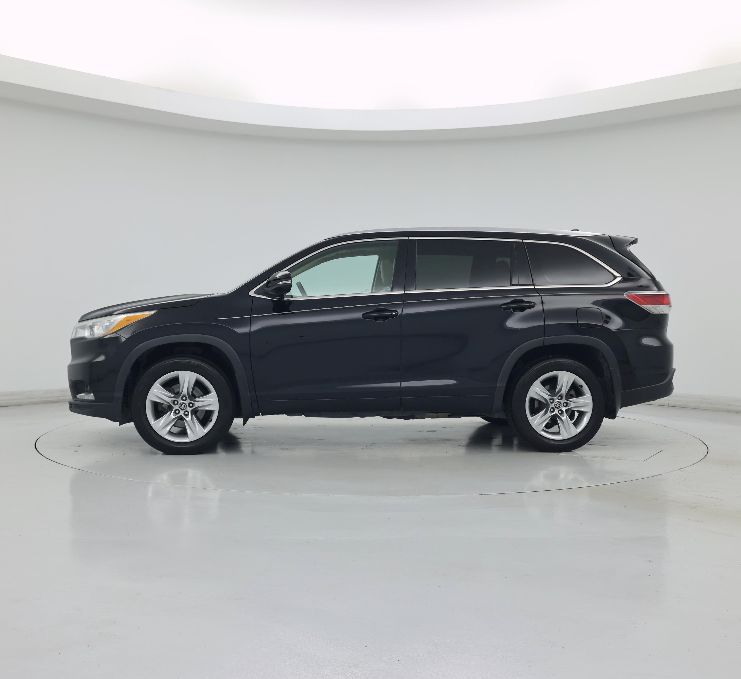 Thumbnail: 2016 Toyota Highlander - 3