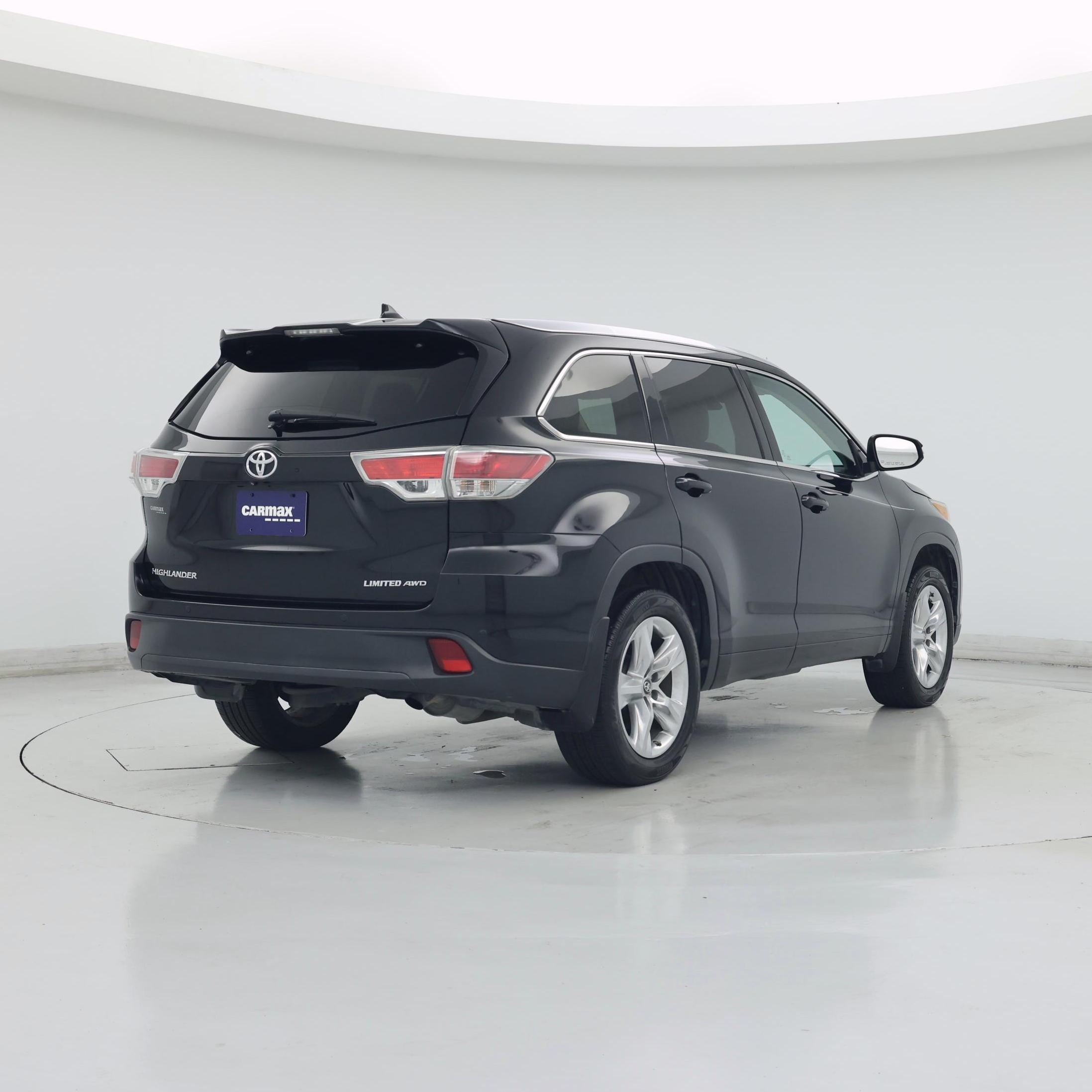 Thumbnail: 2016 Toyota Highlander - 8
