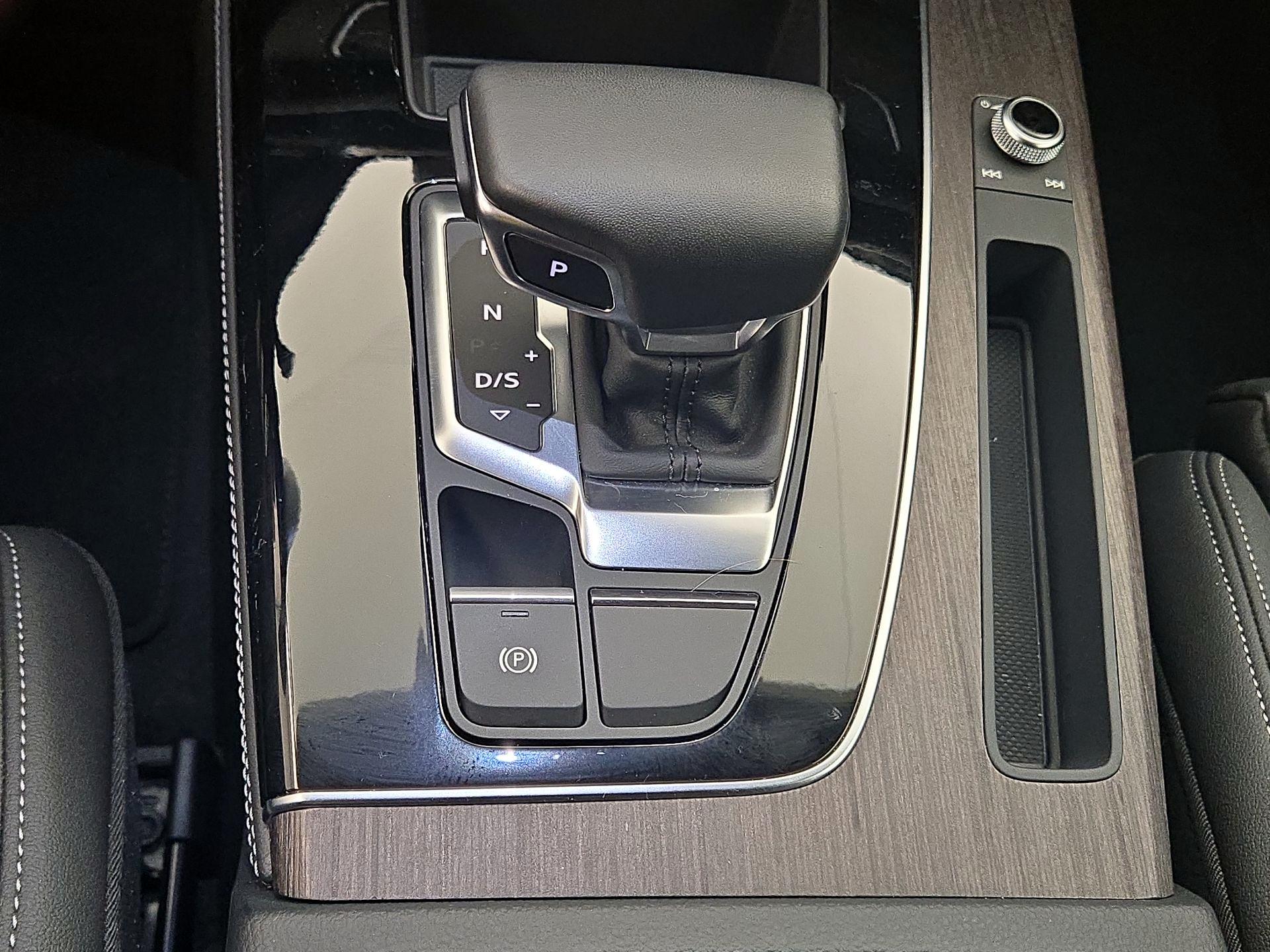 Thumbnail: 2024 Audi Q5 - 18