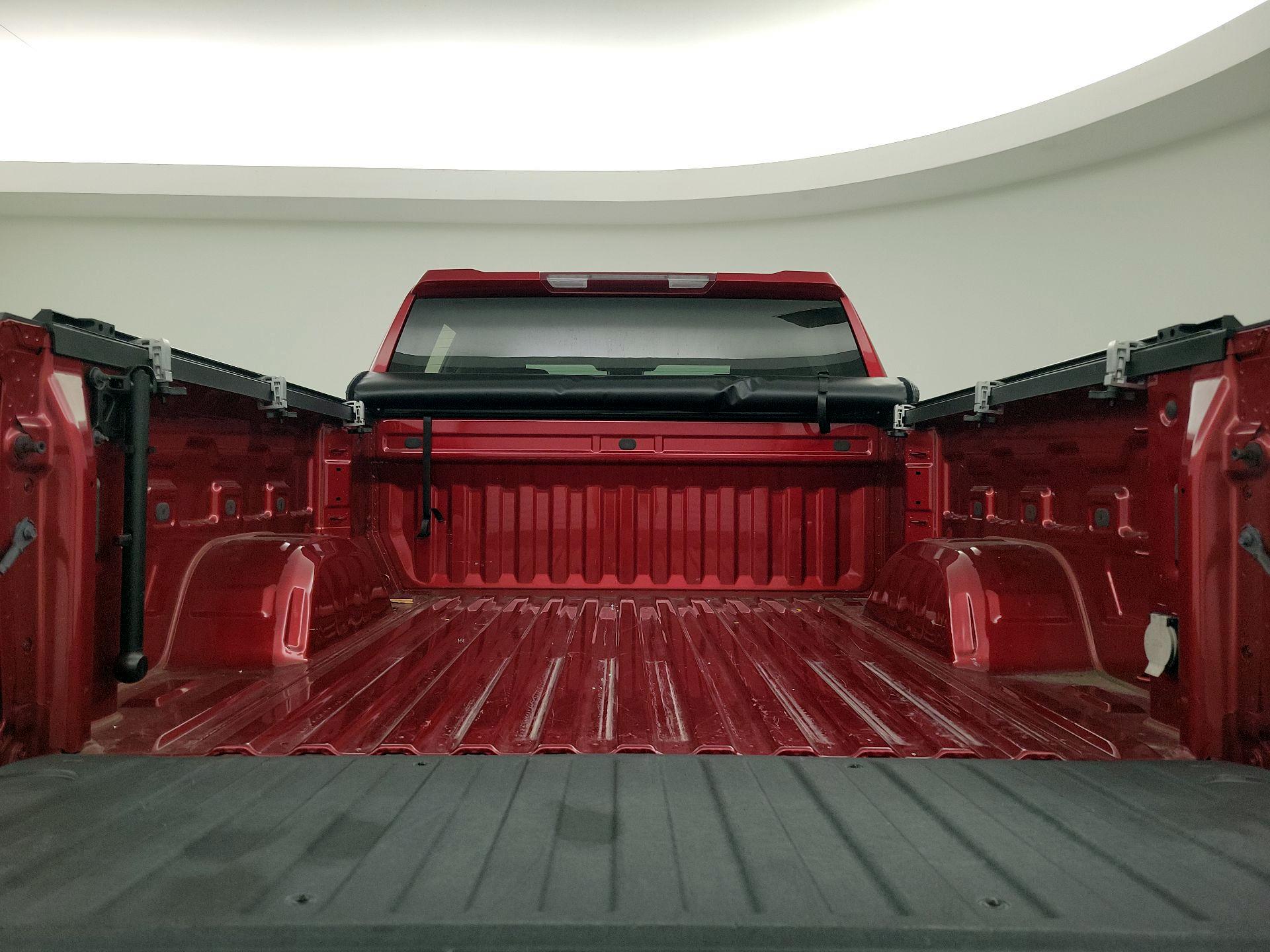 Thumbnail: 2023 Chevrolet Silverado 1500 - 19