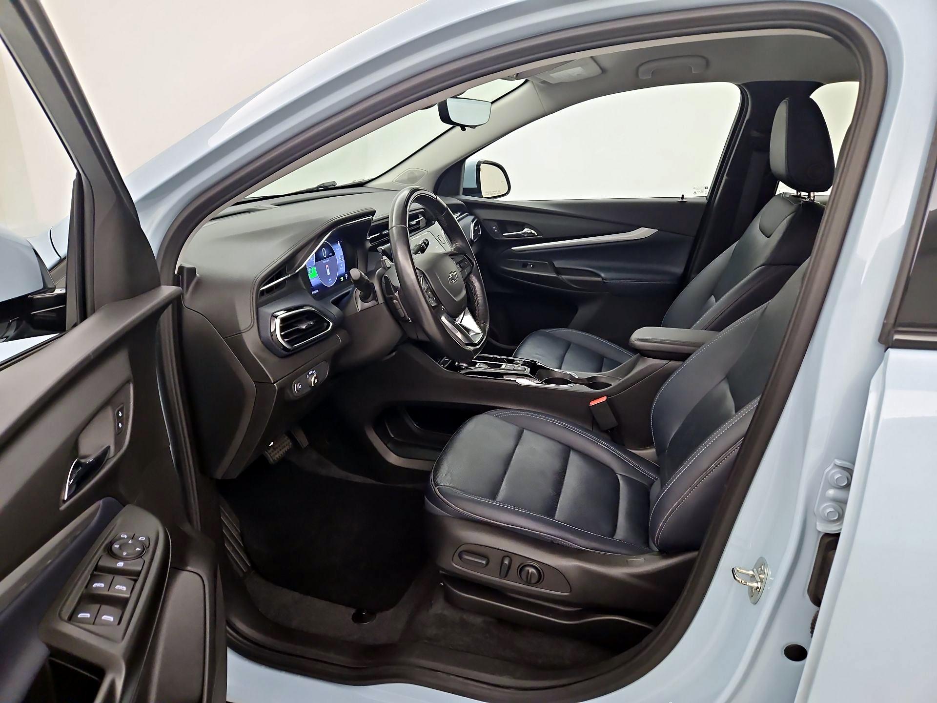 Thumbnail: 2023 Chevrolet Bolt EUV - 11