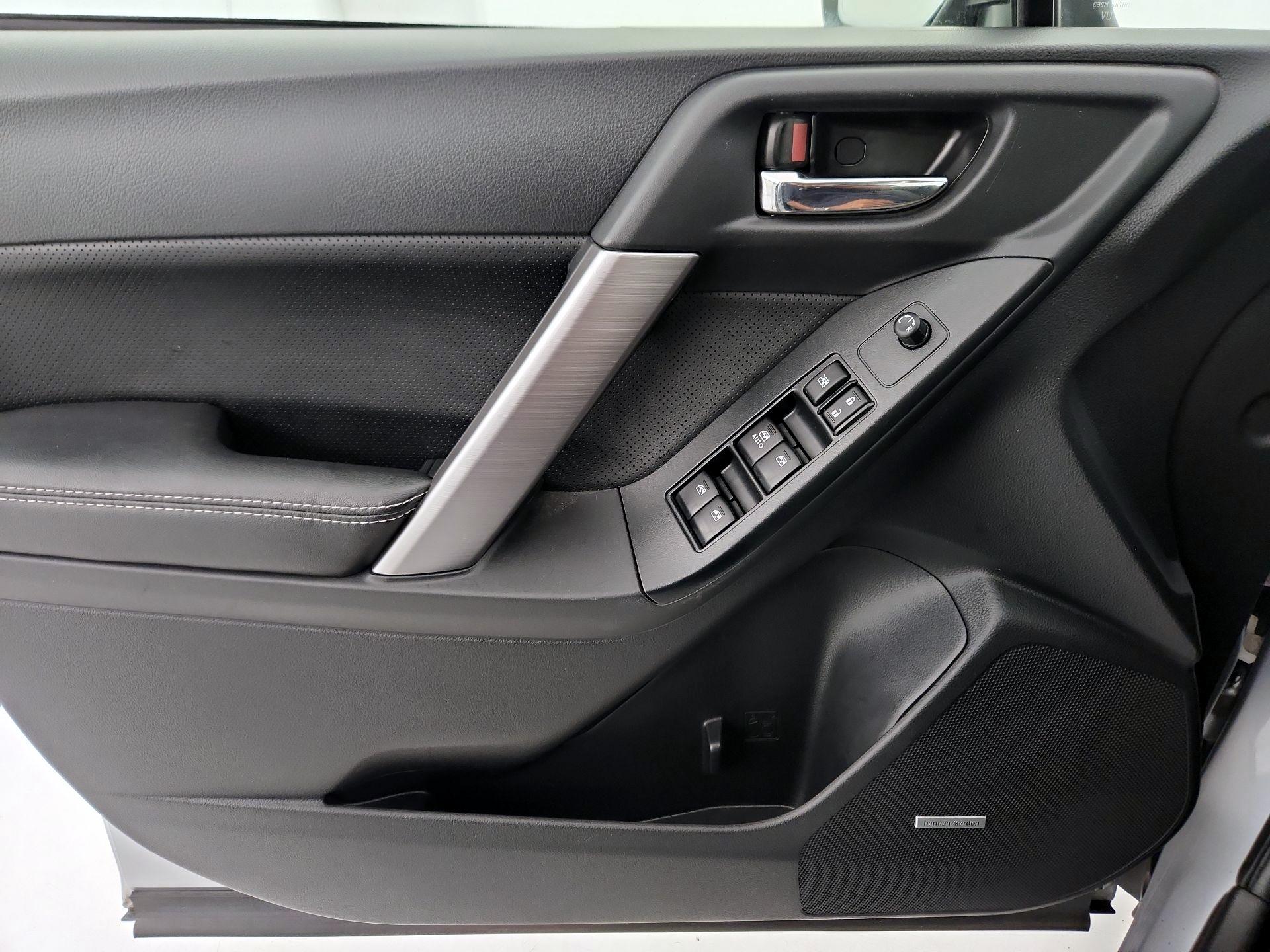 Thumbnail: 2016 Subaru Forester - 12