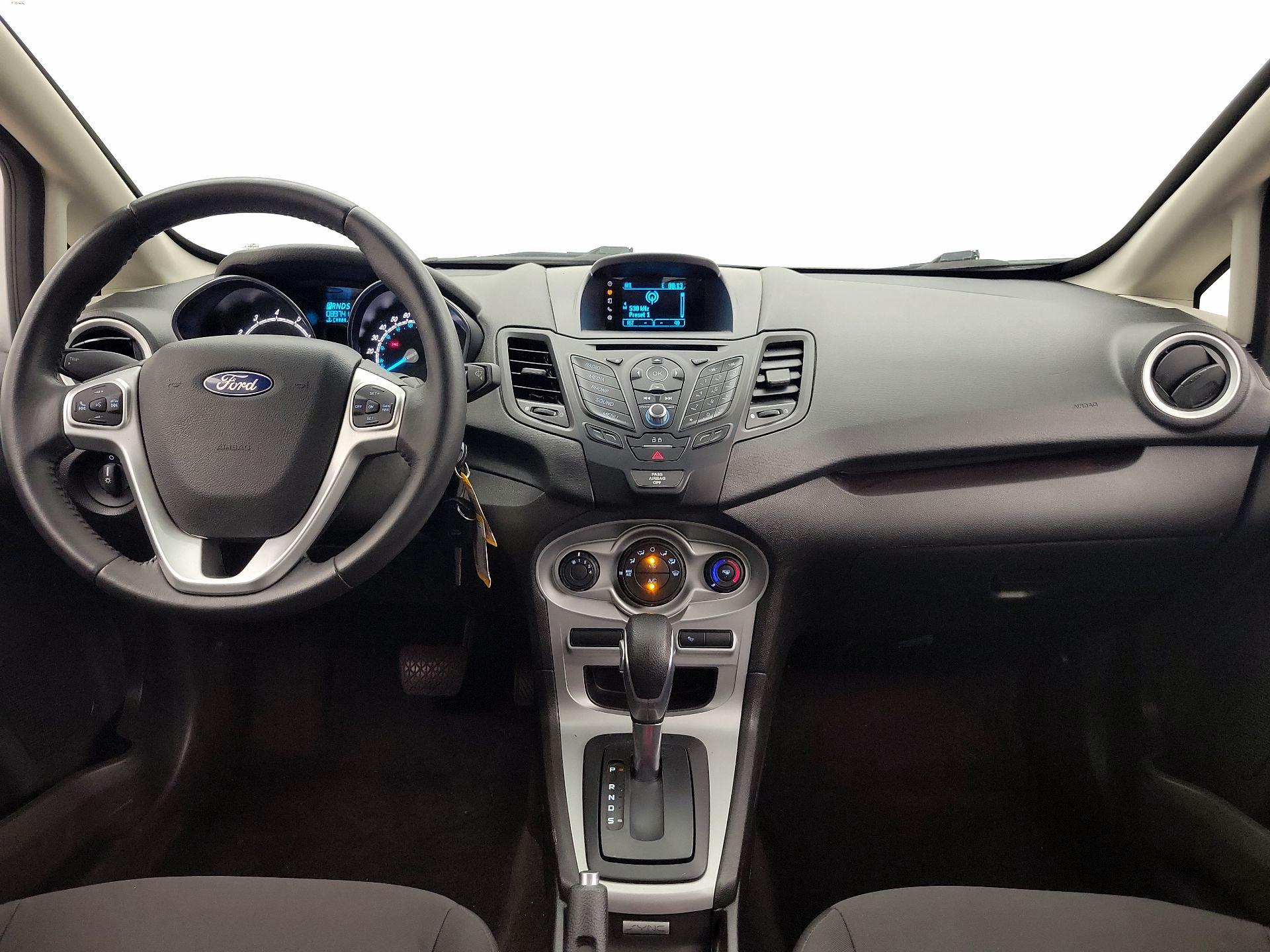 Thumbnail: 2016 Ford Fiesta - 9