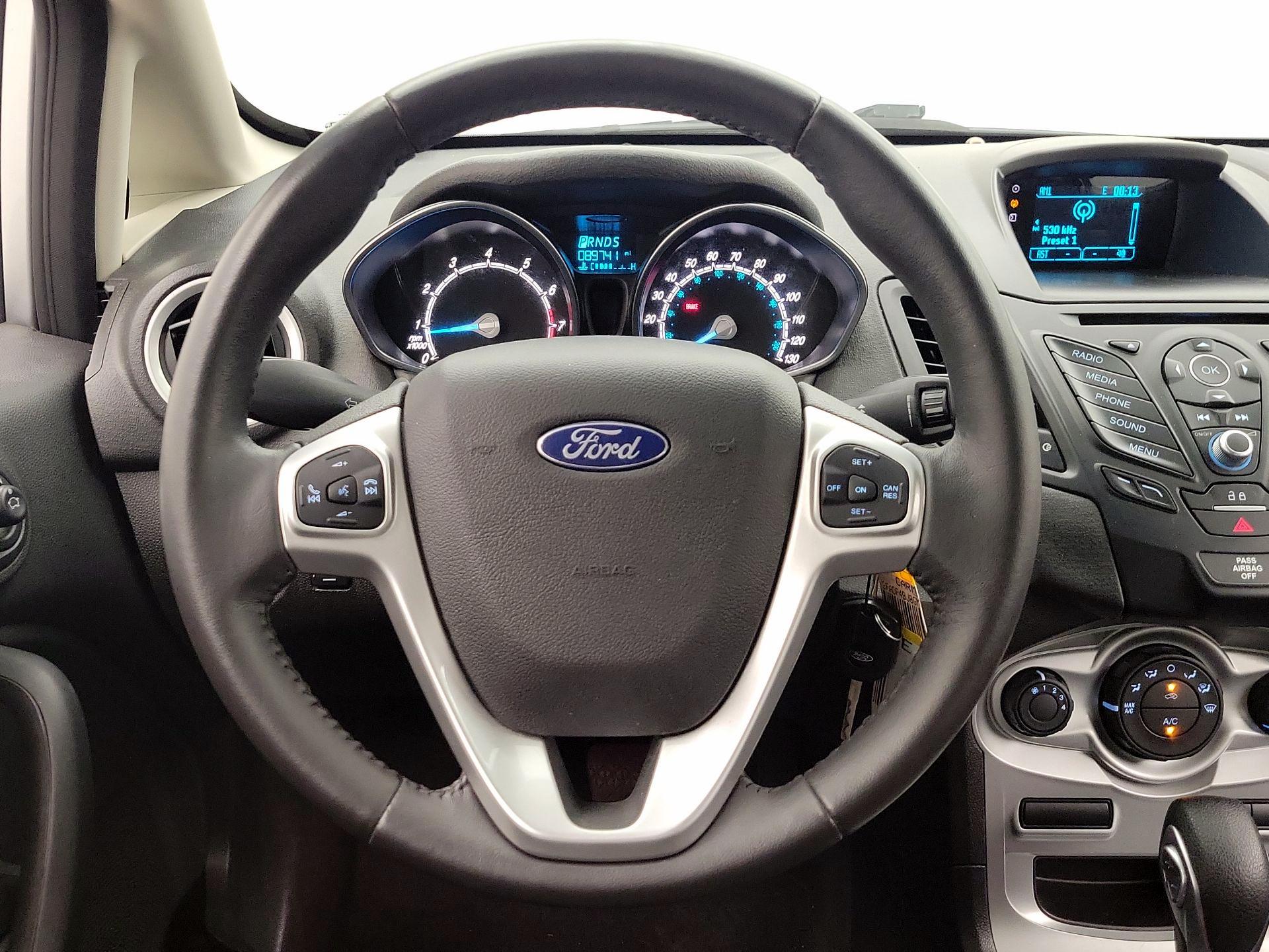 Thumbnail: 2016 Ford Fiesta - 10