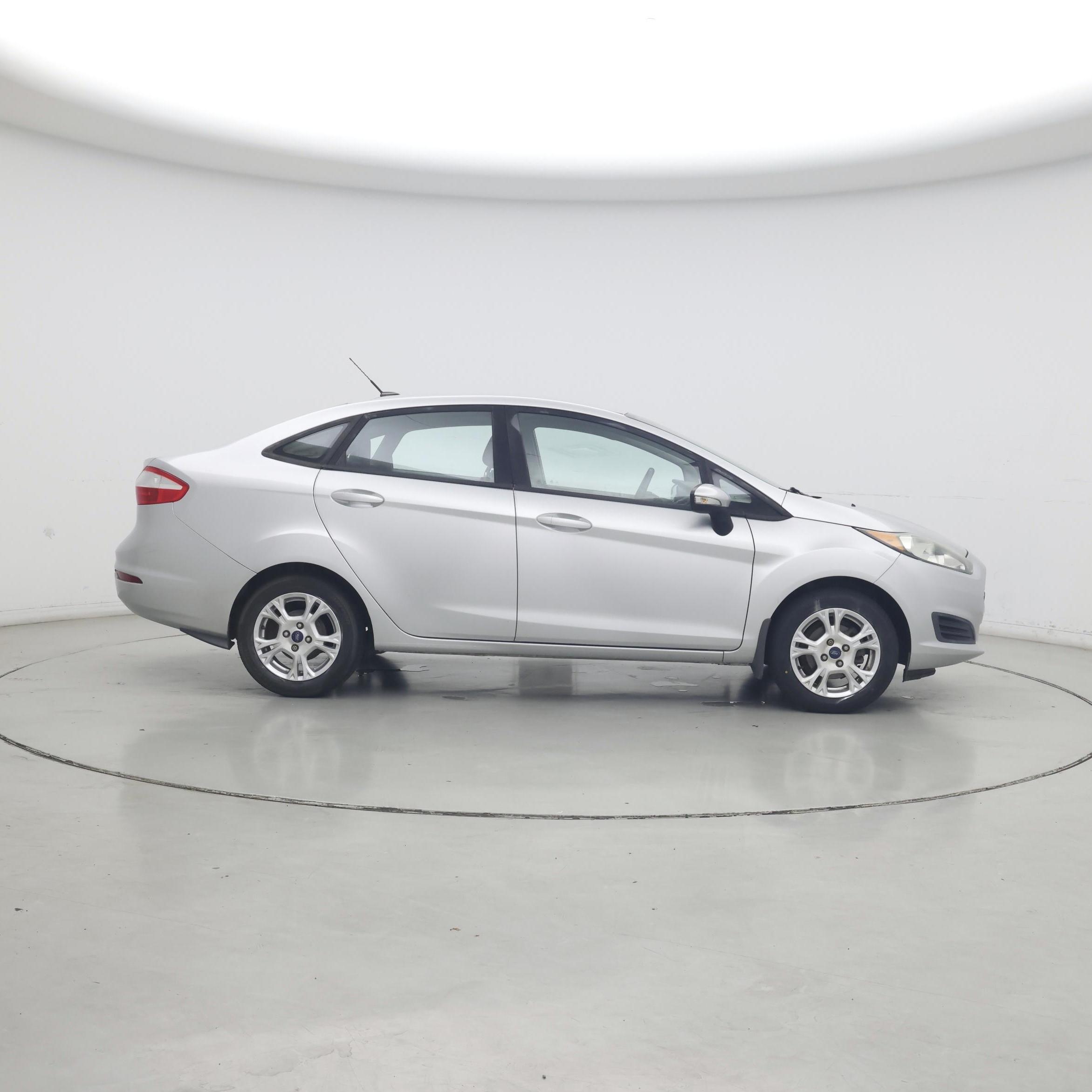 Thumbnail: 2016 Ford Fiesta - 7