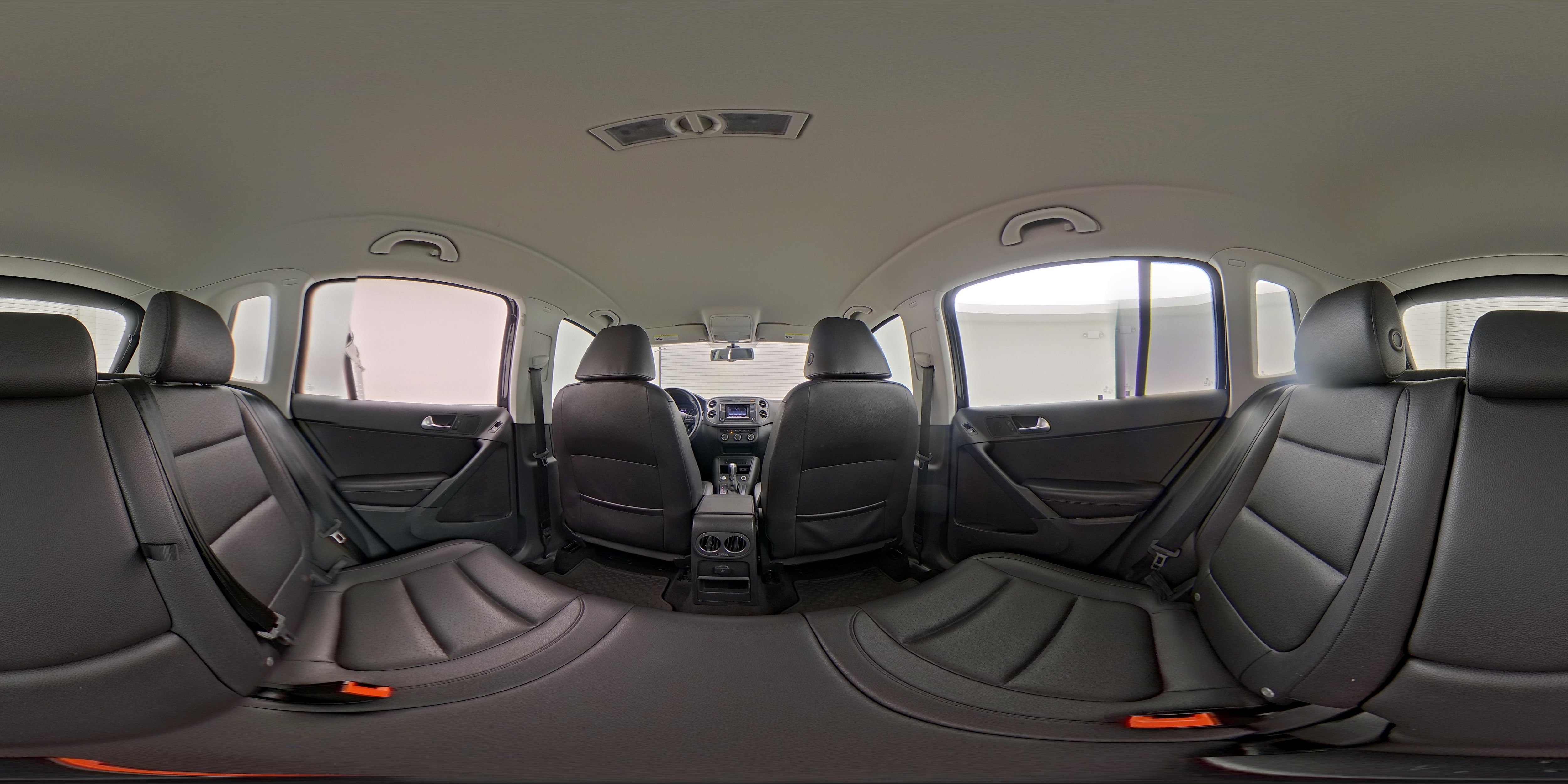 2016 Volkswagen Tiguan SE - Photo 25