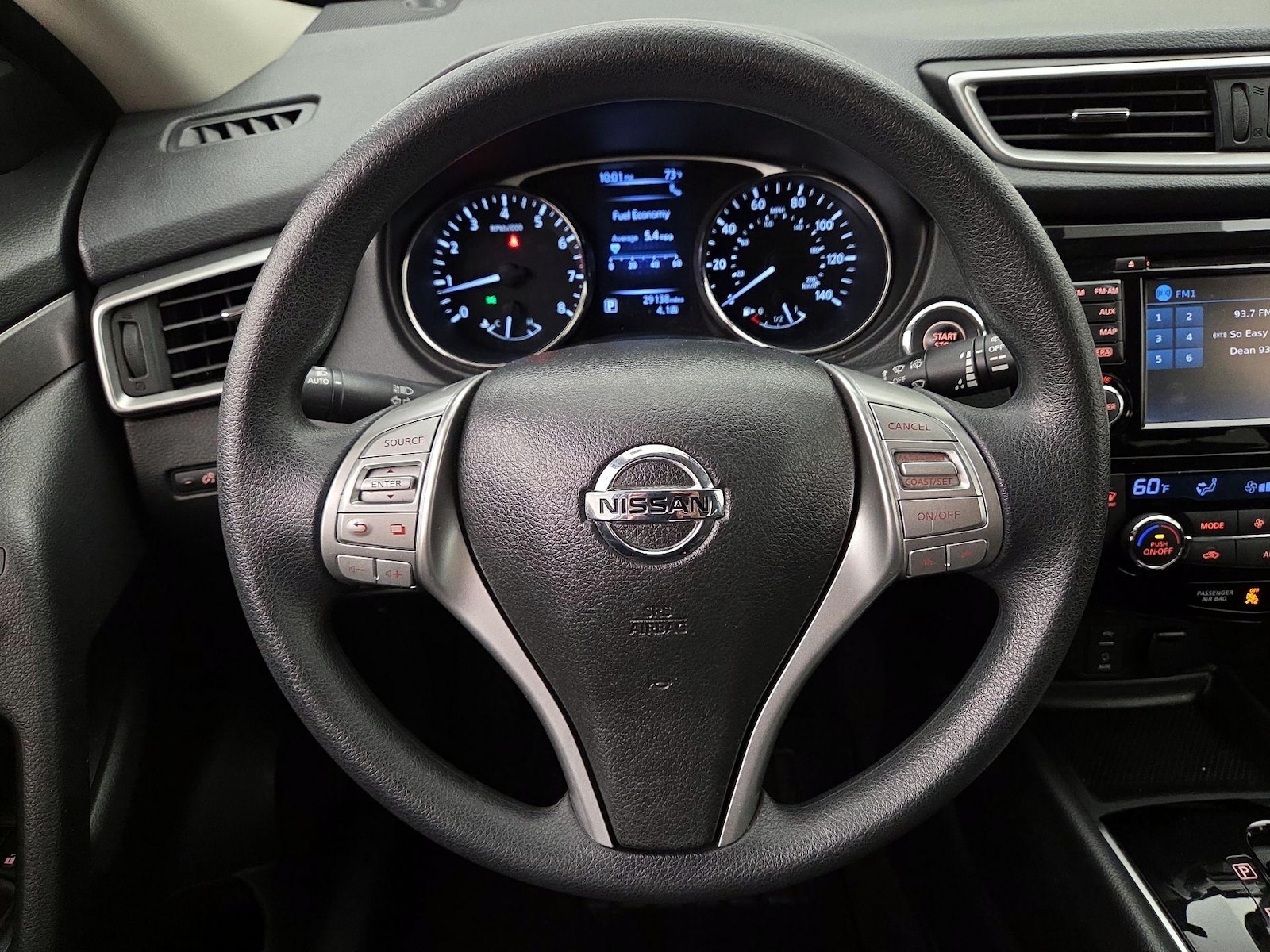 2015 Nissan Rogue SV - Photo 11