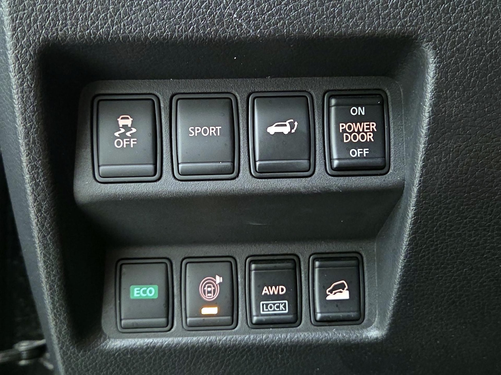 2015 Nissan Rogue SV - Photo 14
