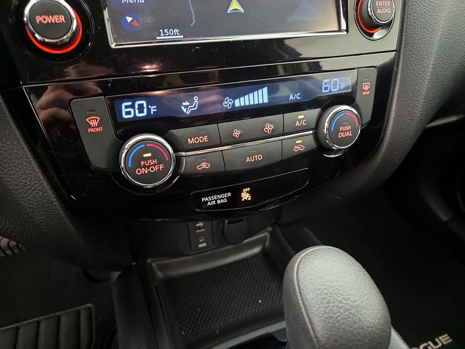 2015 Nissan Rogue SV - Photo 17