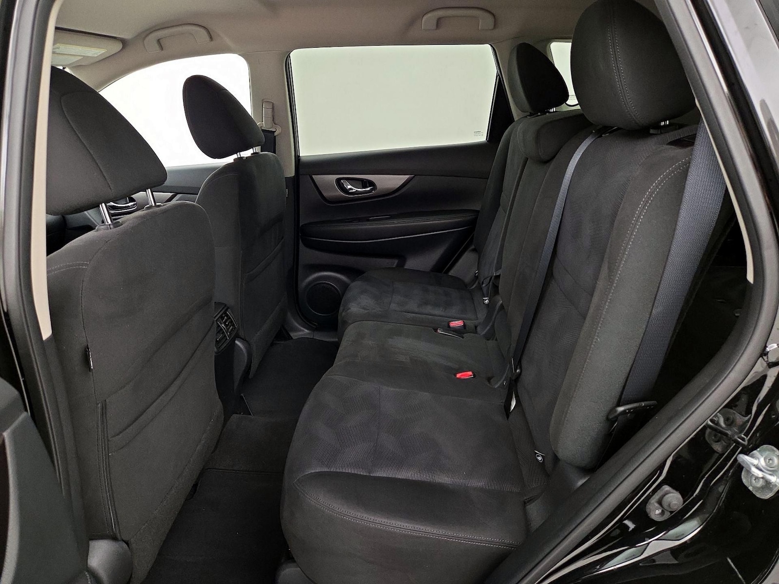 2015 Nissan Rogue SV - Photo 20
