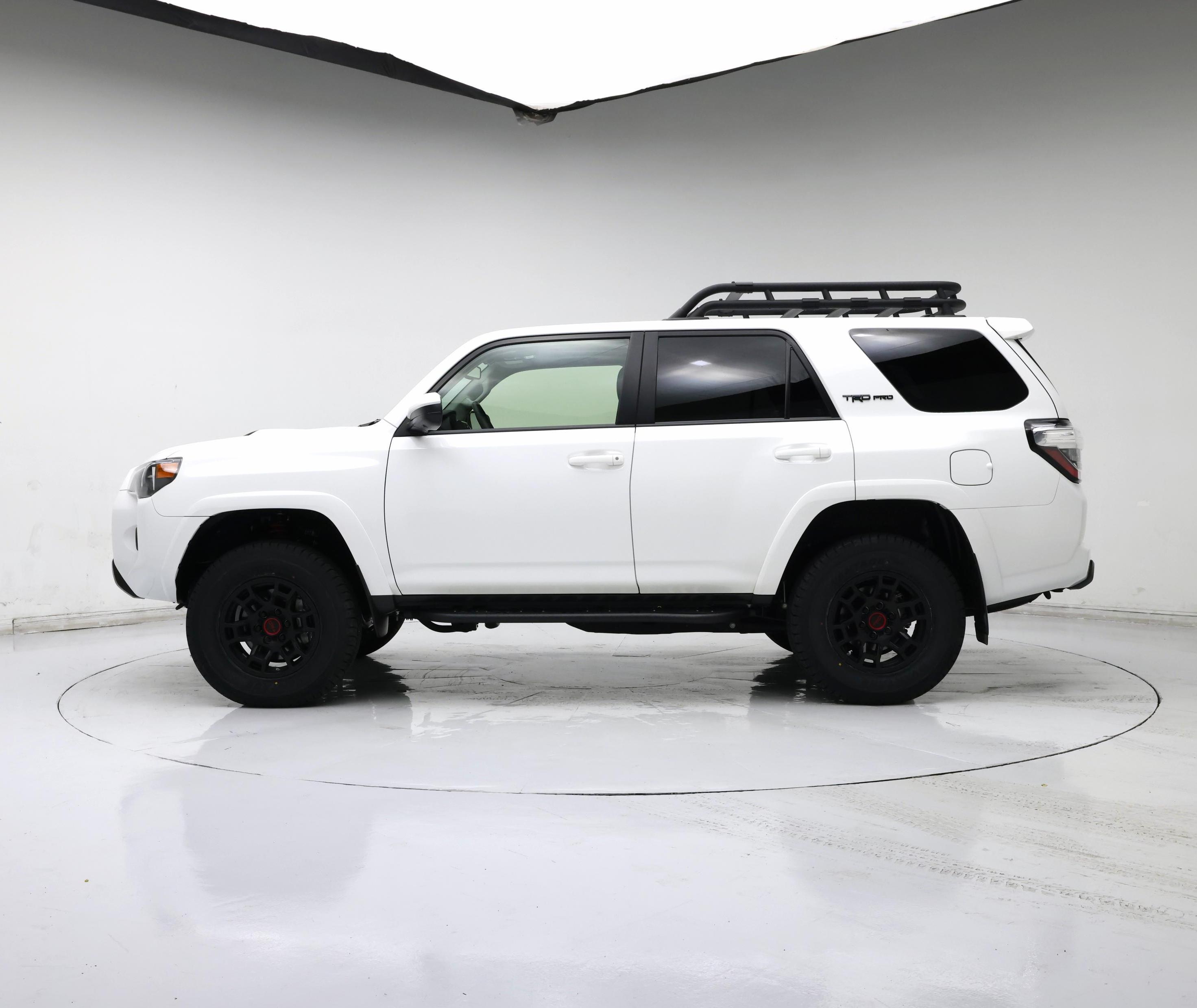 Thumbnail: 2022 Toyota 4Runner - 3