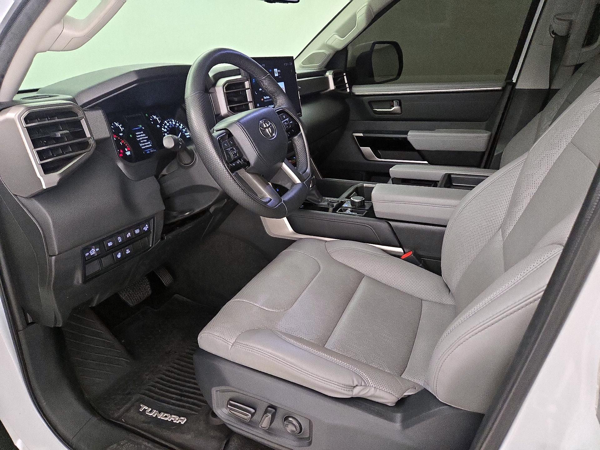 Thumbnail: 2023 Toyota Tundra - 11