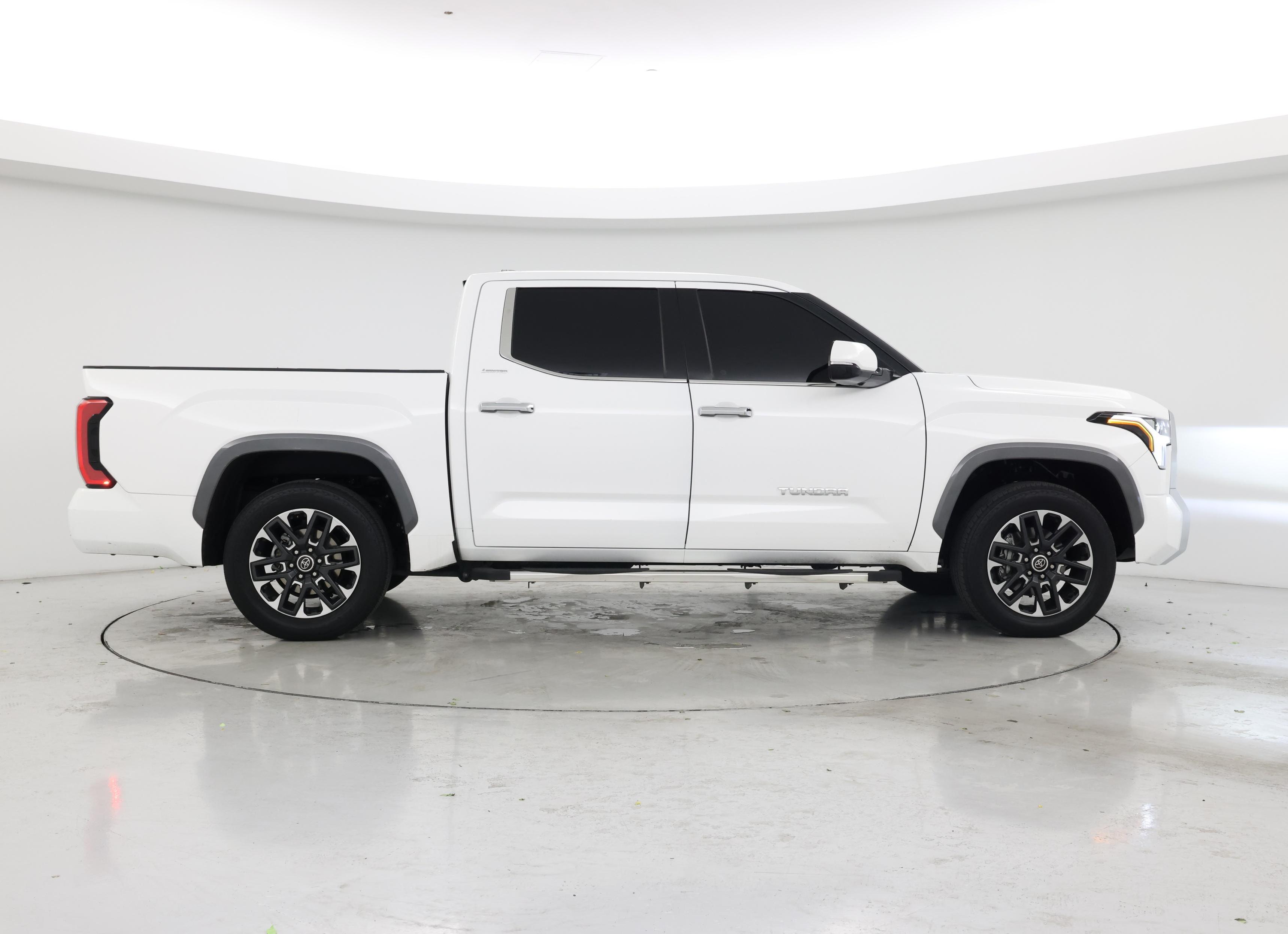 Thumbnail: 2023 Toyota Tundra - 7