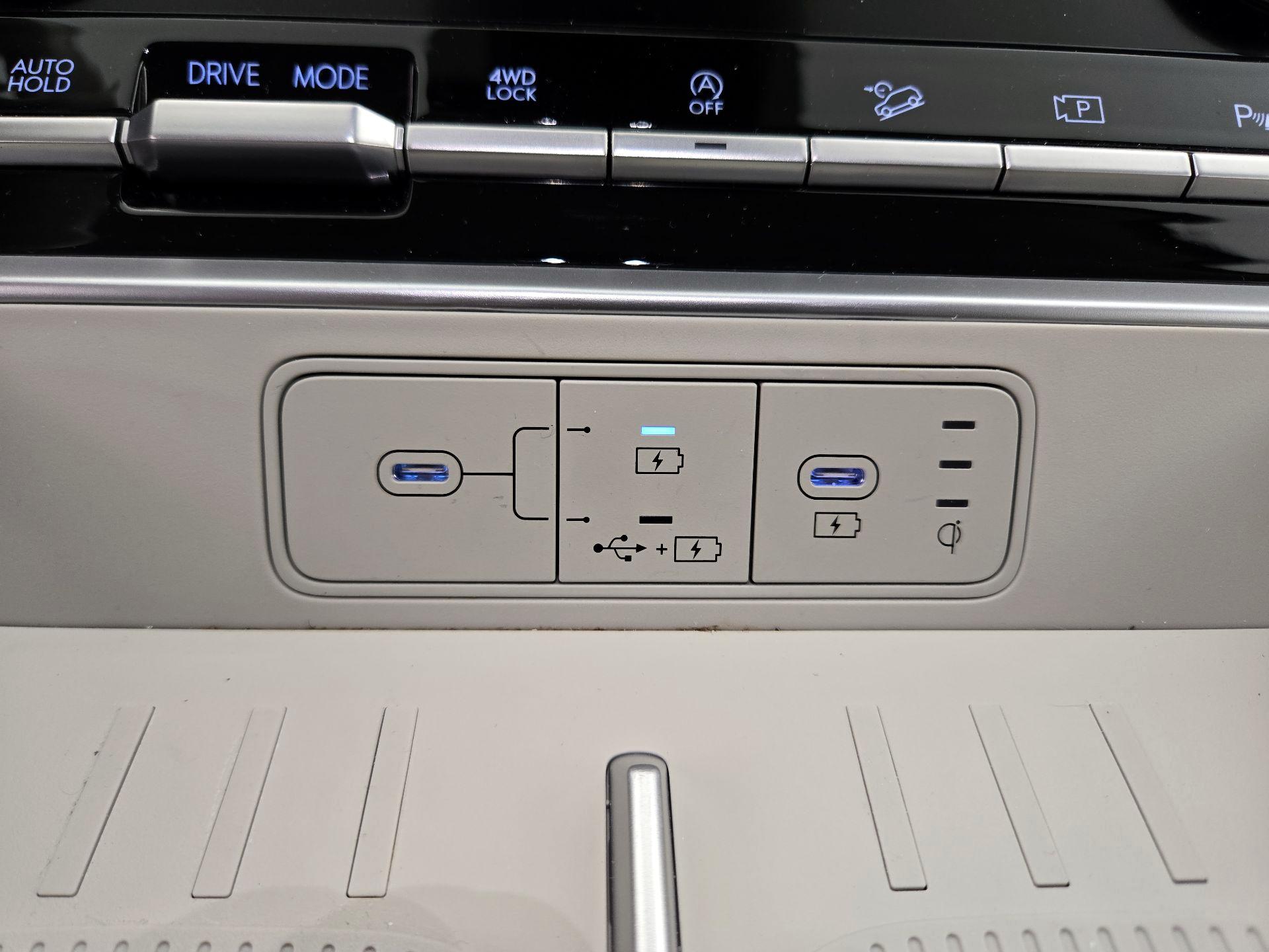 Thumbnail: 2024 Hyundai Santa Fe - 18