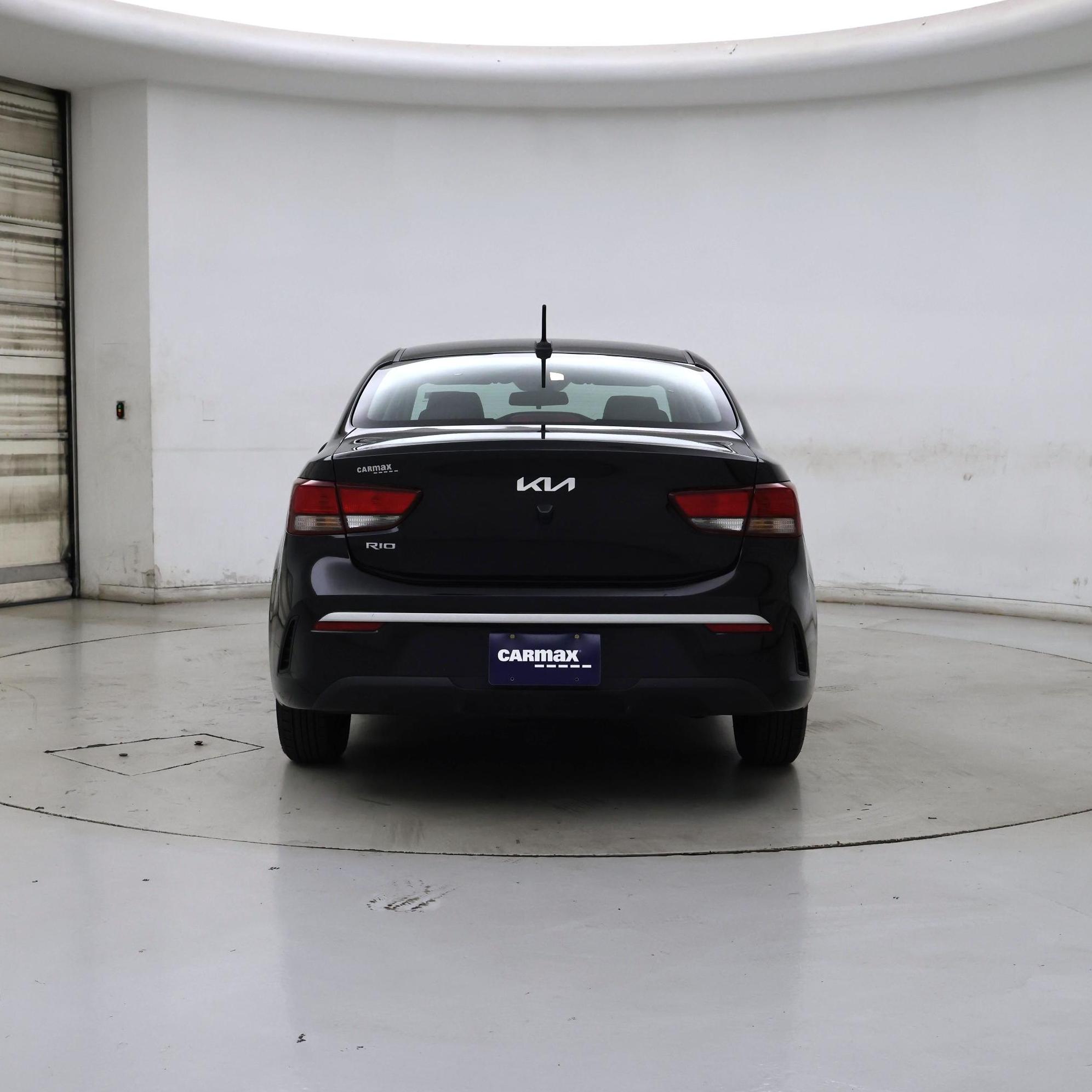 Thumbnail: 2022 Kia Rio - 6