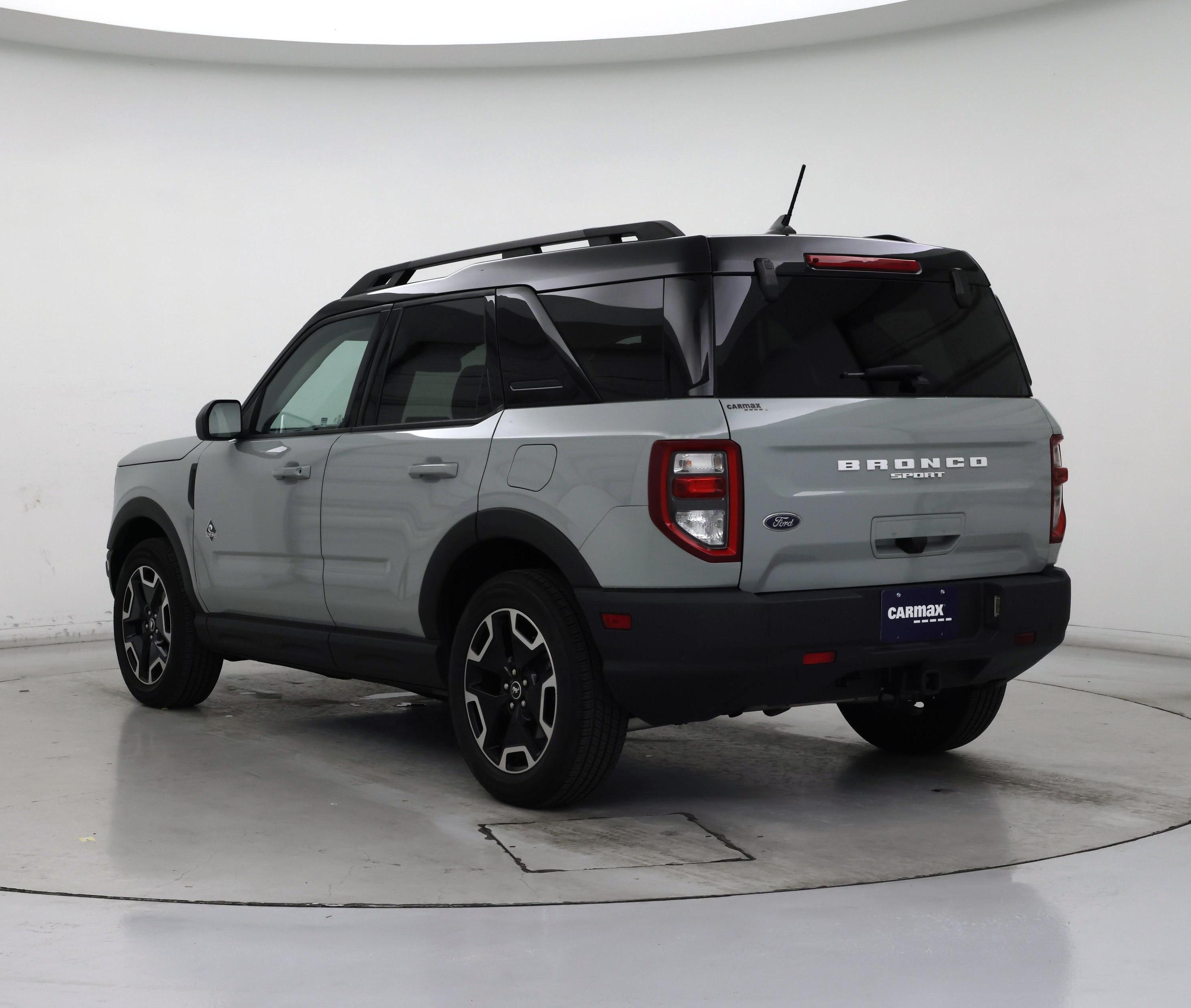 Thumbnail: 2022 Ford Bronco Sport - 2