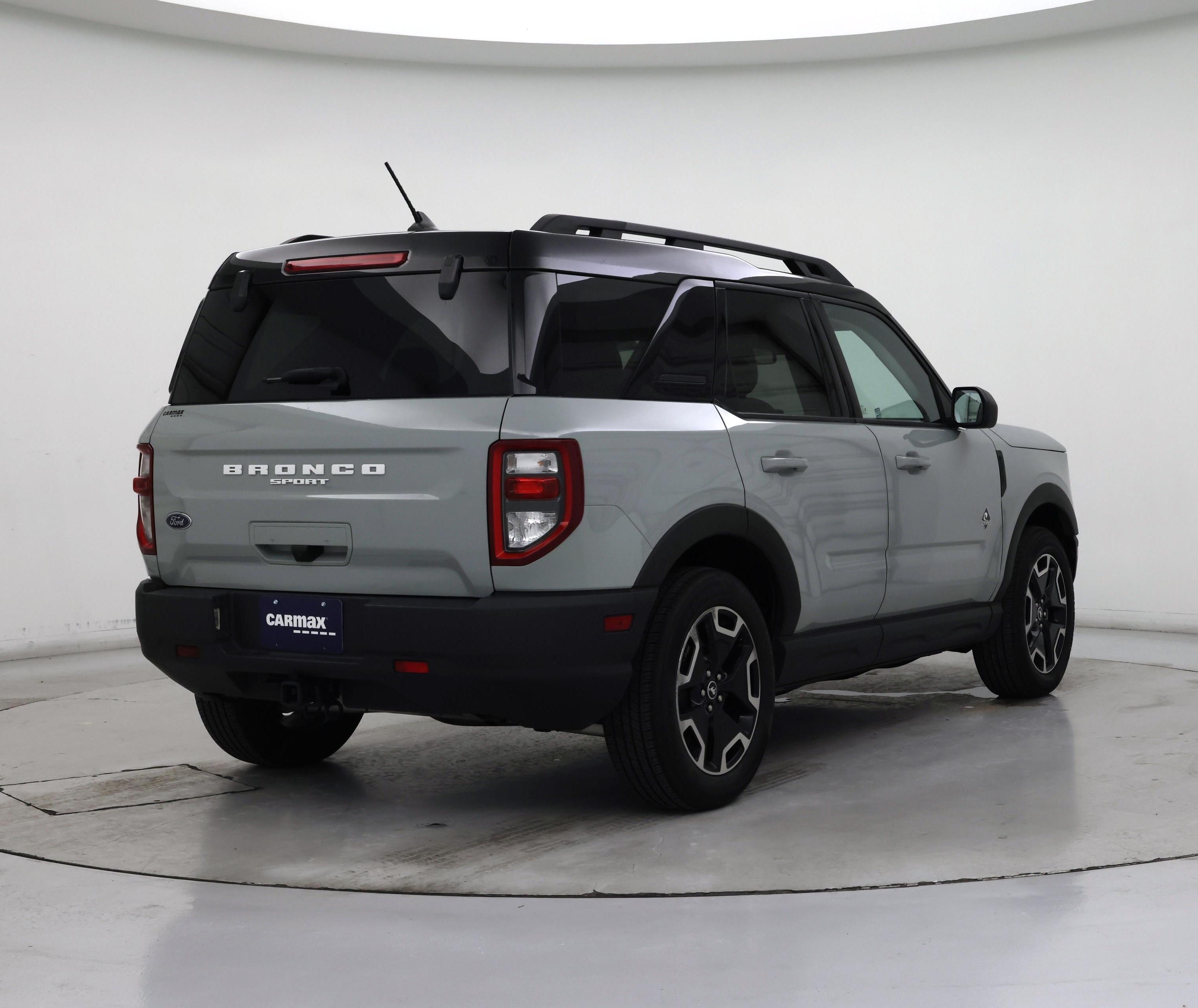 Thumbnail: 2022 Ford Bronco Sport - 8