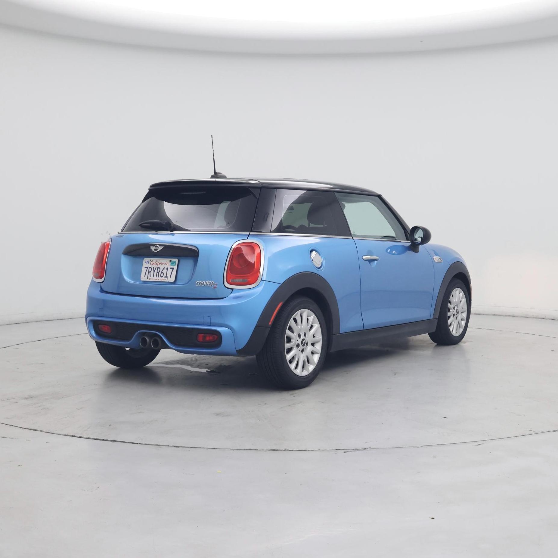 Thumbnail: 2016 MINI Cooper Hardtop - 8