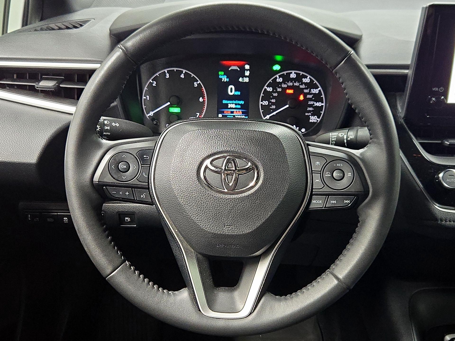 Thumbnail: 2023 Toyota Corolla - 10
