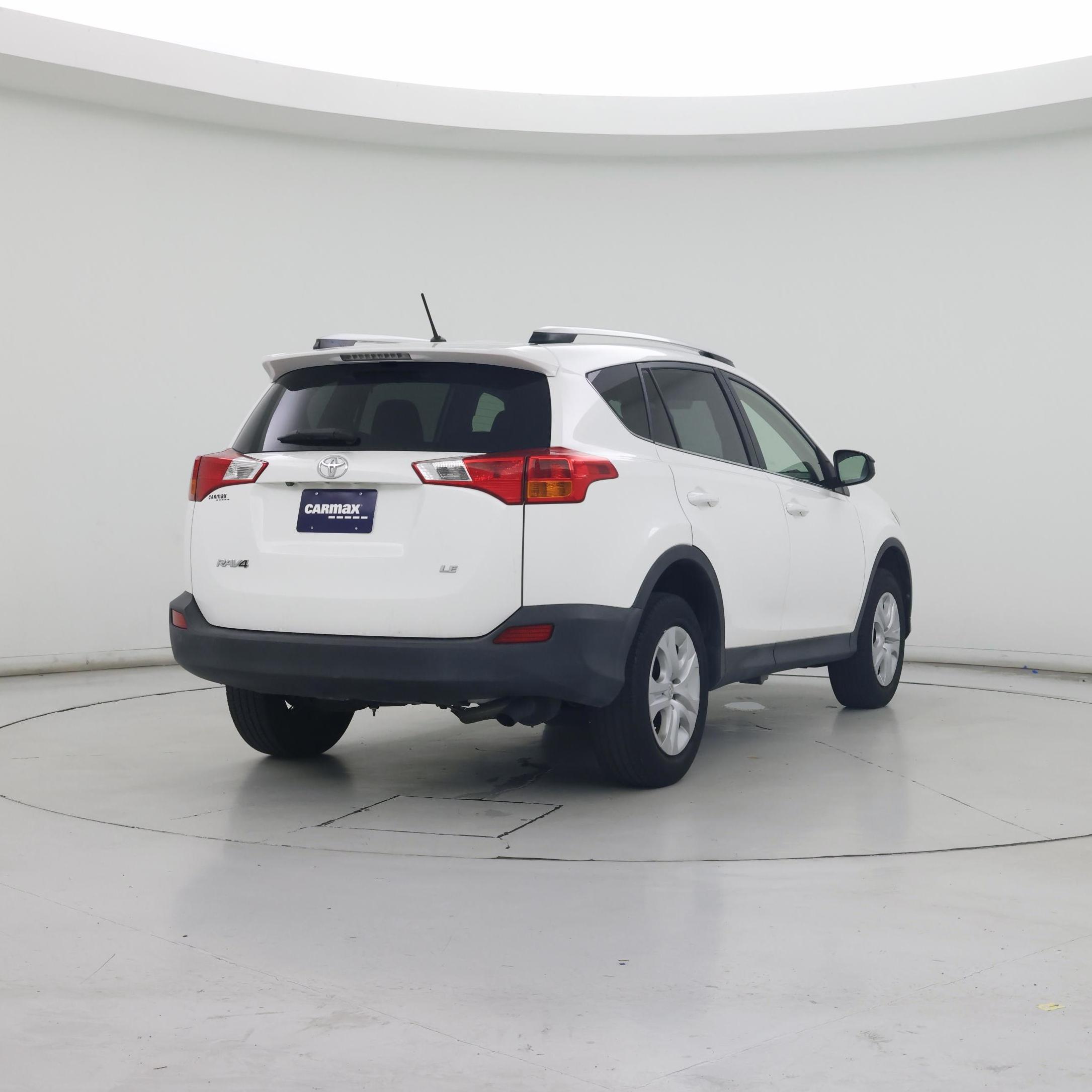 Thumbnail: 2014 Toyota RAV4 - 8