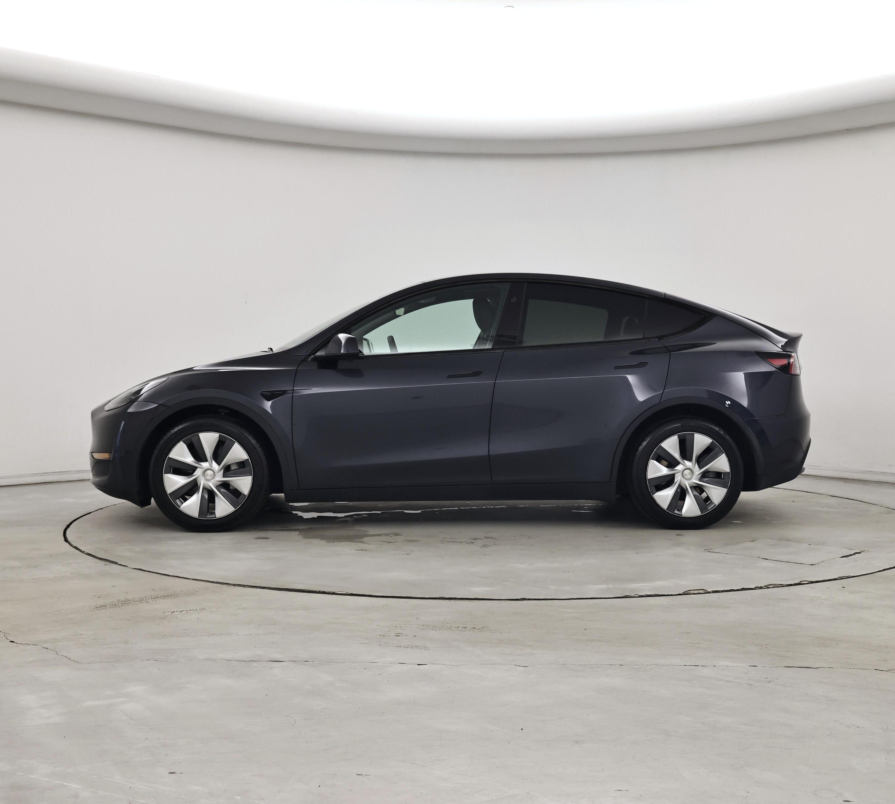 Thumbnail: 2024 Tesla Model Y - 3