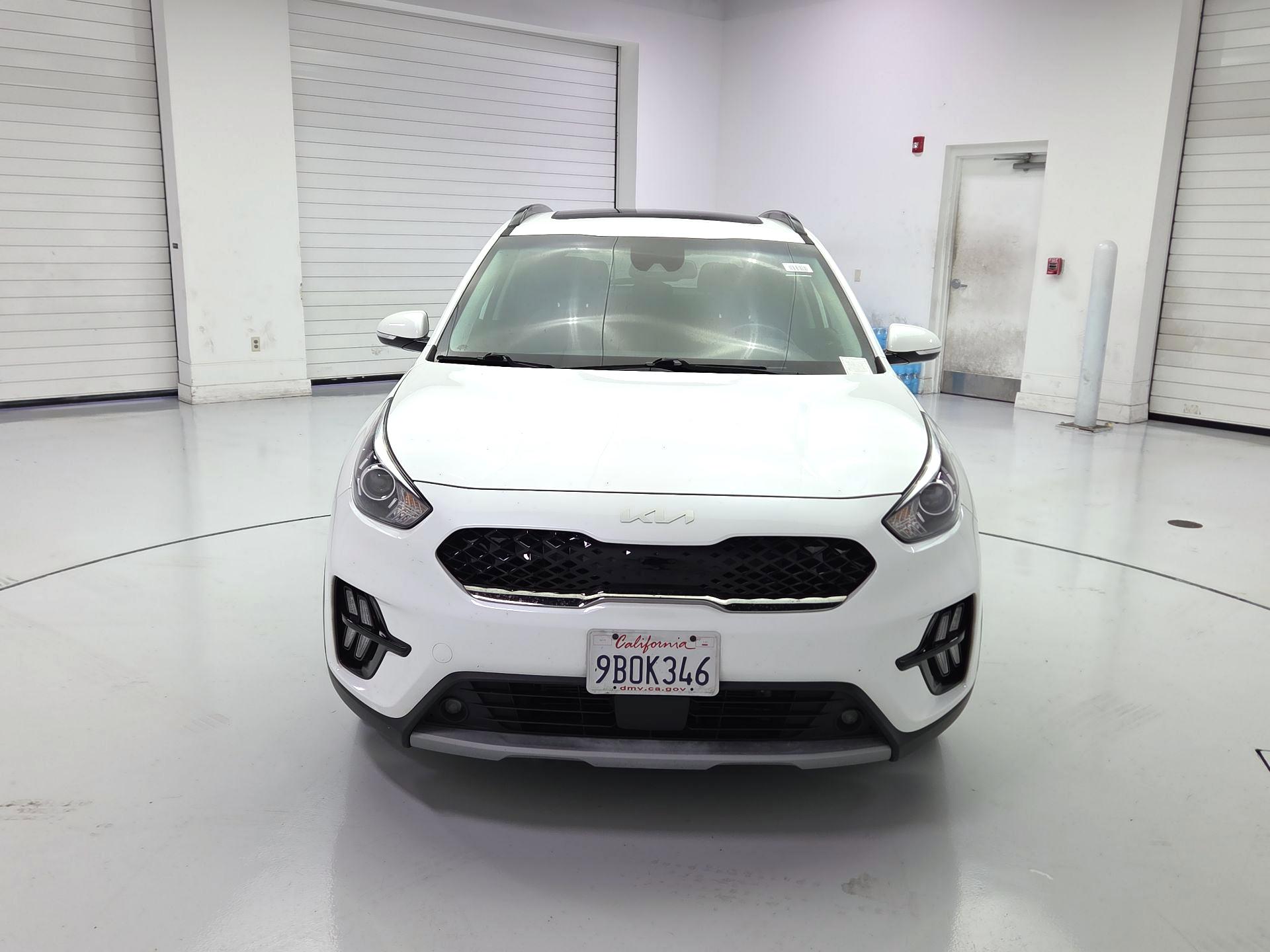 Thumbnail: 2022 Kia Niro - 2