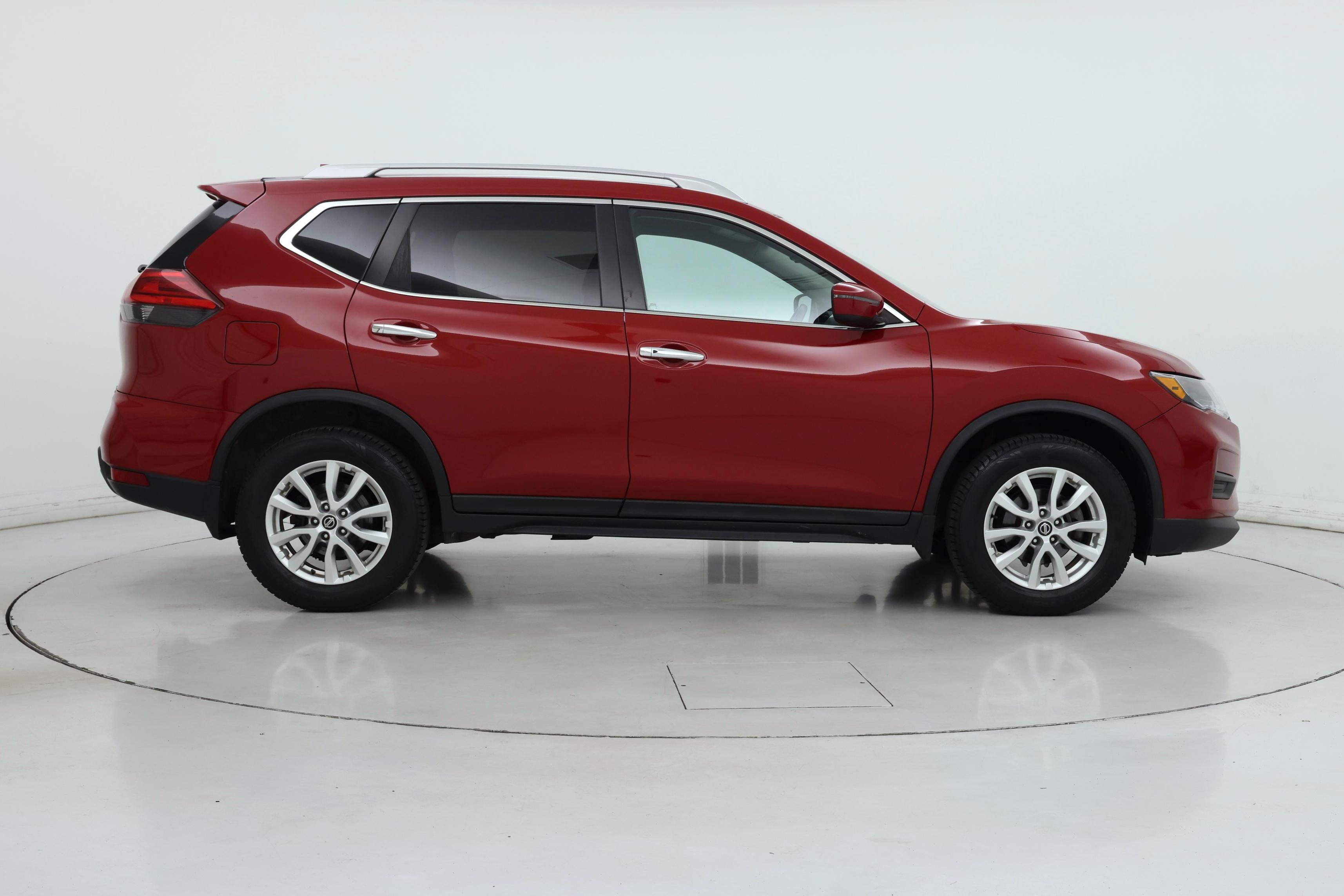 Thumbnail: 2017 Nissan Rogue - 7