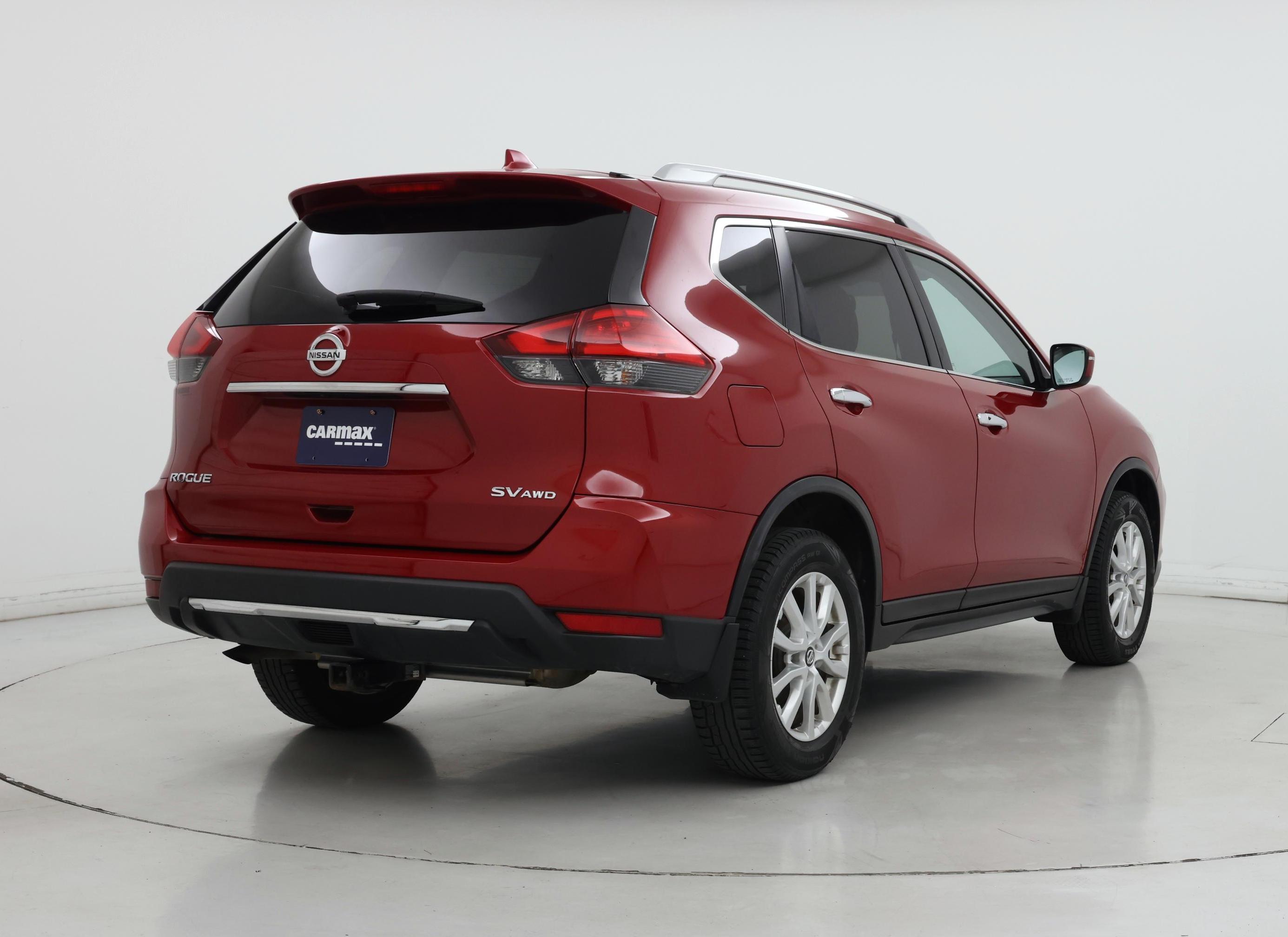 Thumbnail: 2017 Nissan Rogue - 8