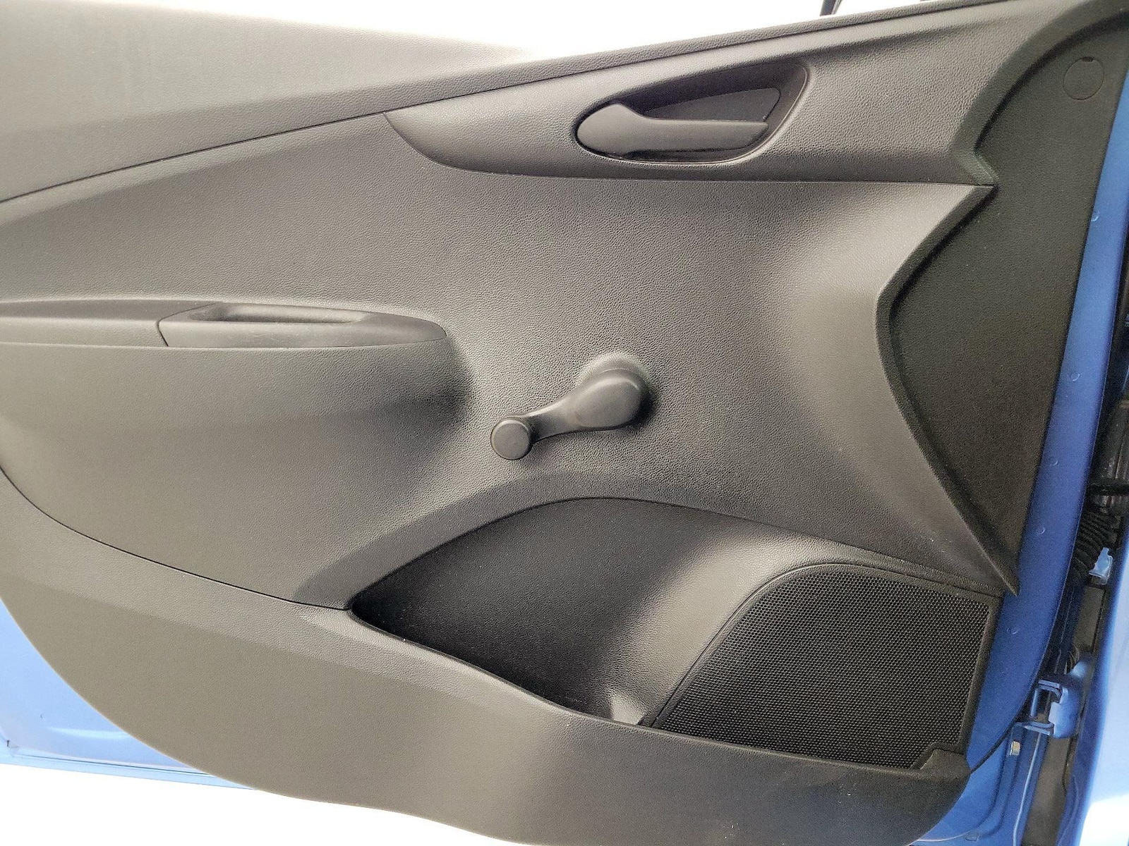 2018 Chevrolet Spark LS - Photo 13