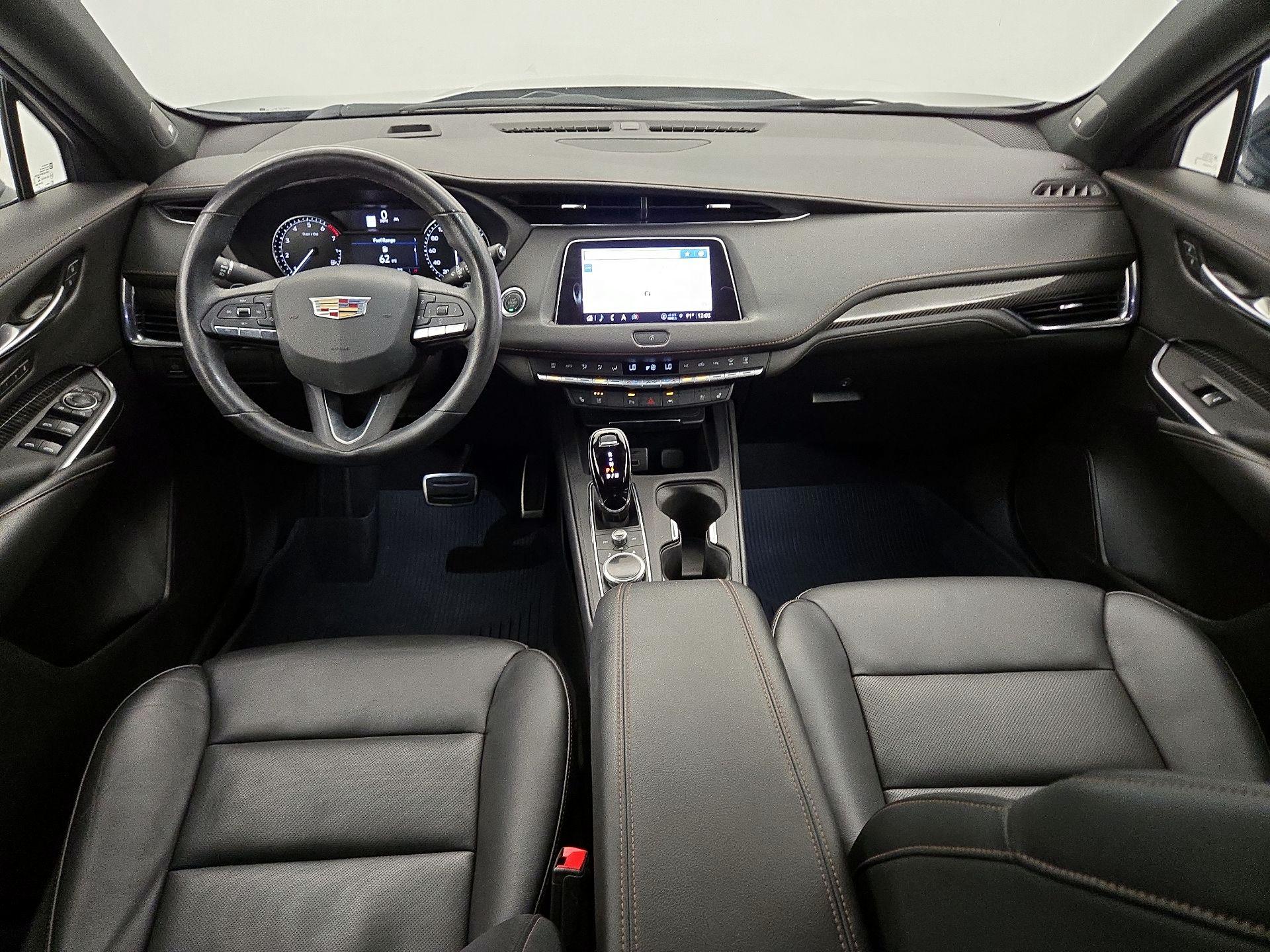 Thumbnail: 2023 Cadillac XT4 - 9