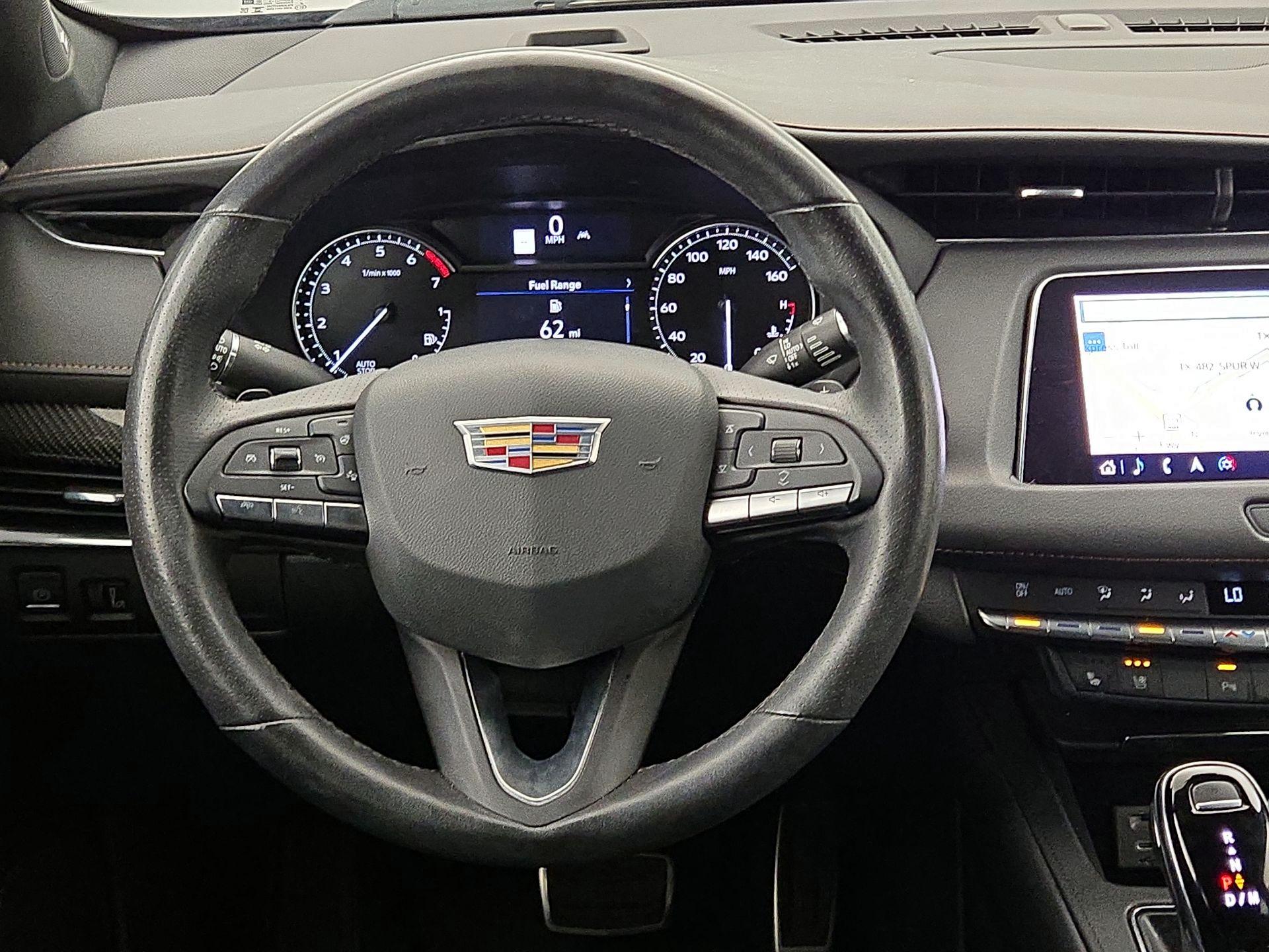 Thumbnail: 2023 Cadillac XT4 - 10