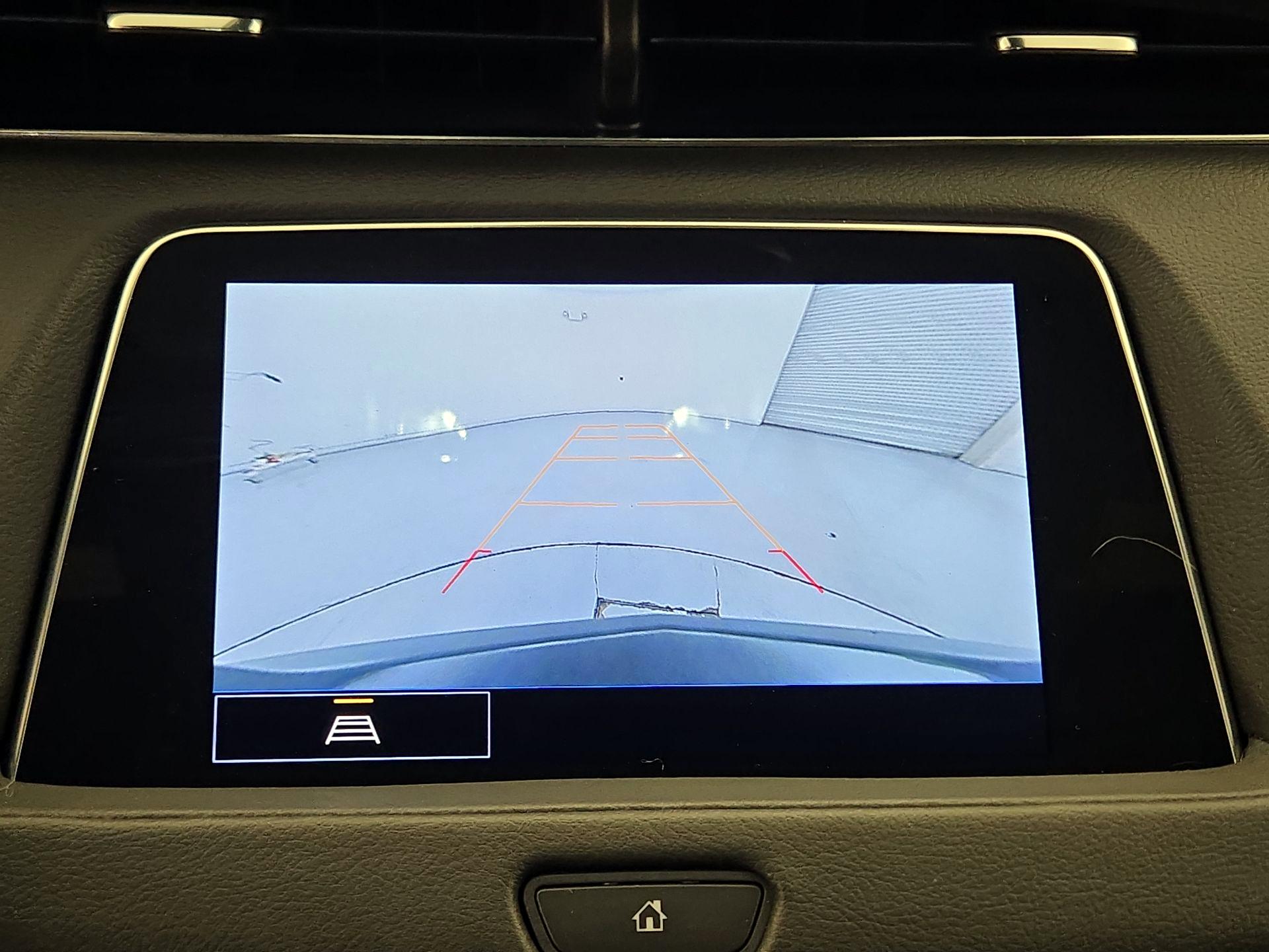 Thumbnail: 2023 Cadillac XT4 - 15