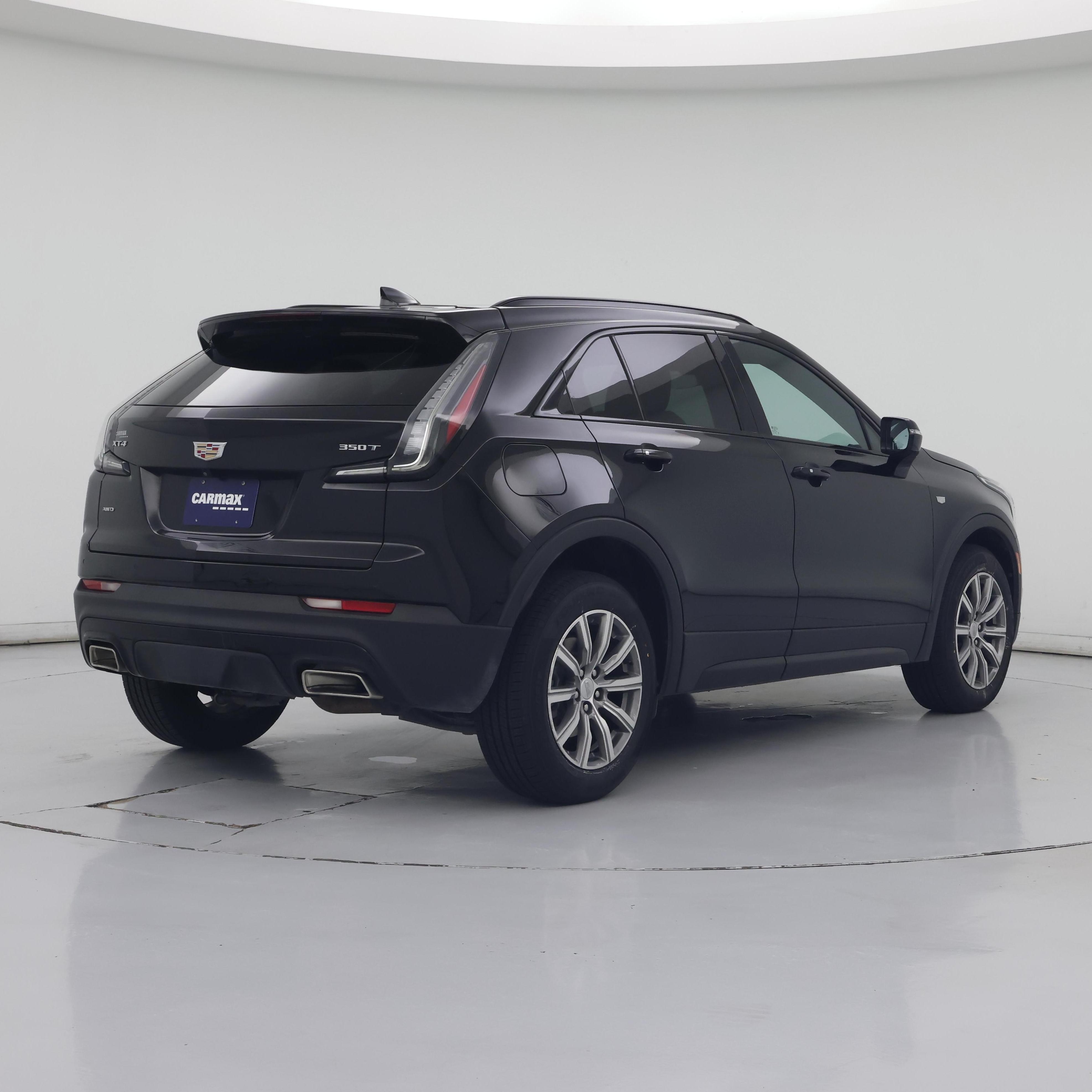 Thumbnail: 2023 Cadillac XT4 - 8