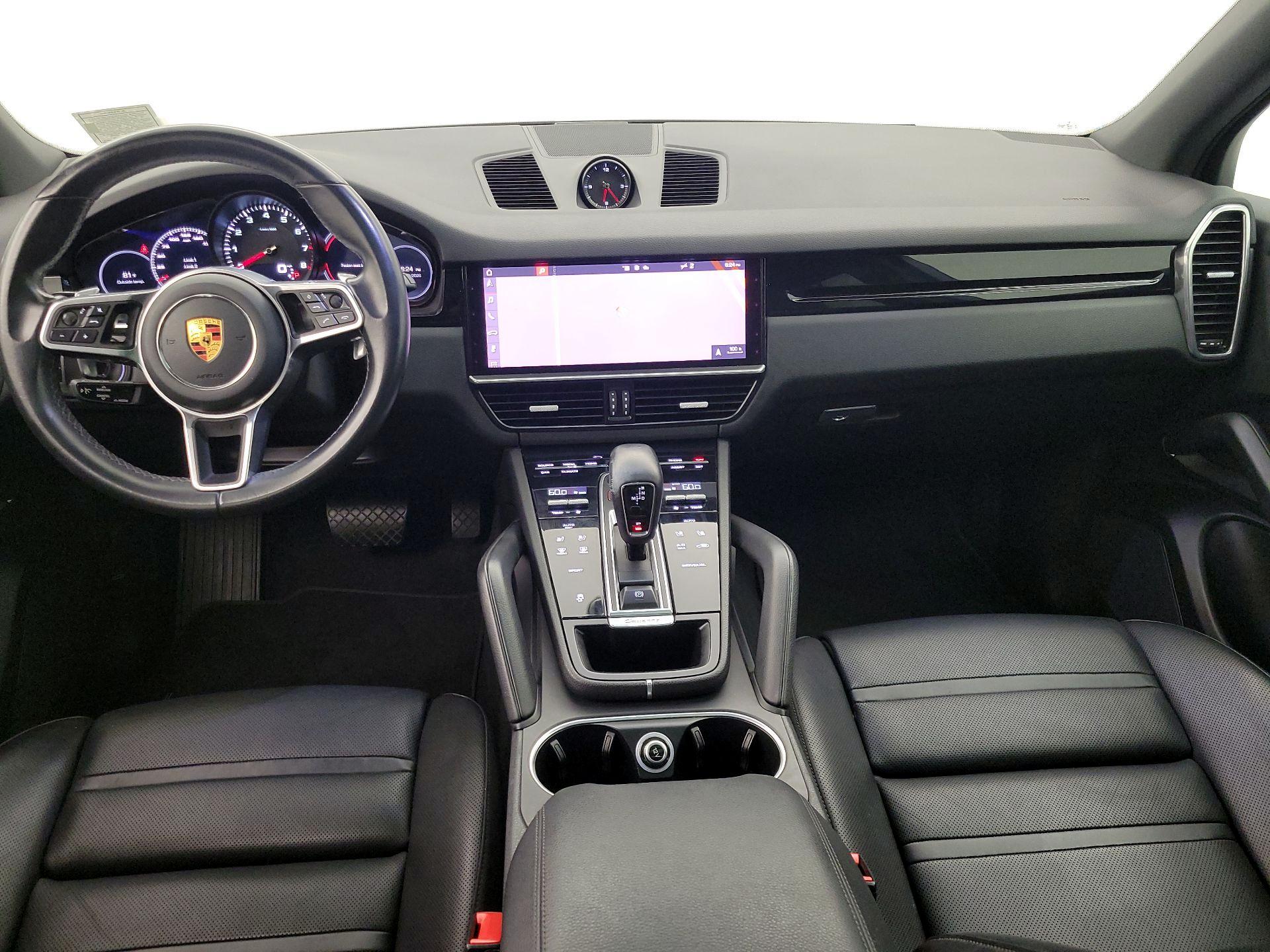 Thumbnail: 2020 Porsche Cayenne - 9